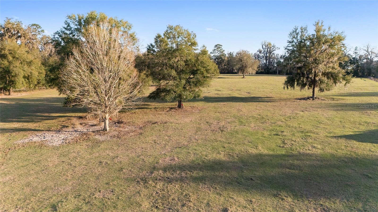 Image 86 of 91 For 9500 193rd Street