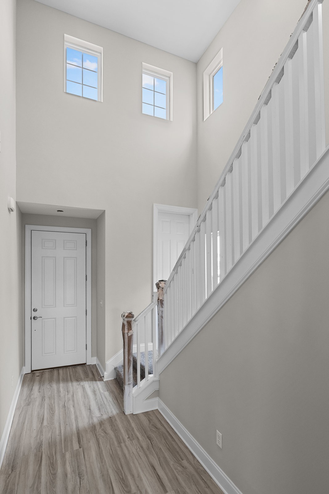 Image 3 of 27 For 1546 153rd Court Sw