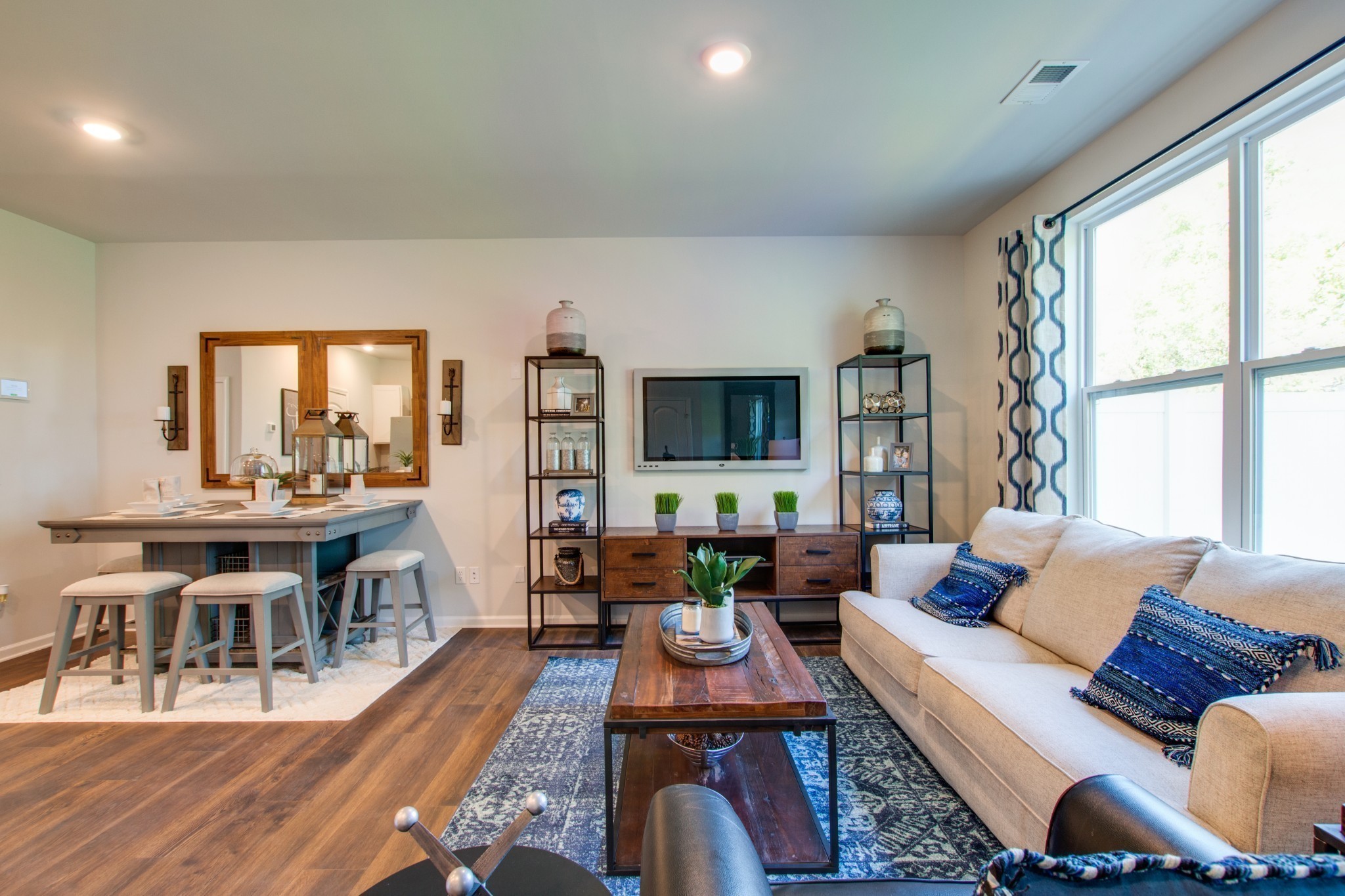 Image 13 of 14 For 8482 Las Palmas Way