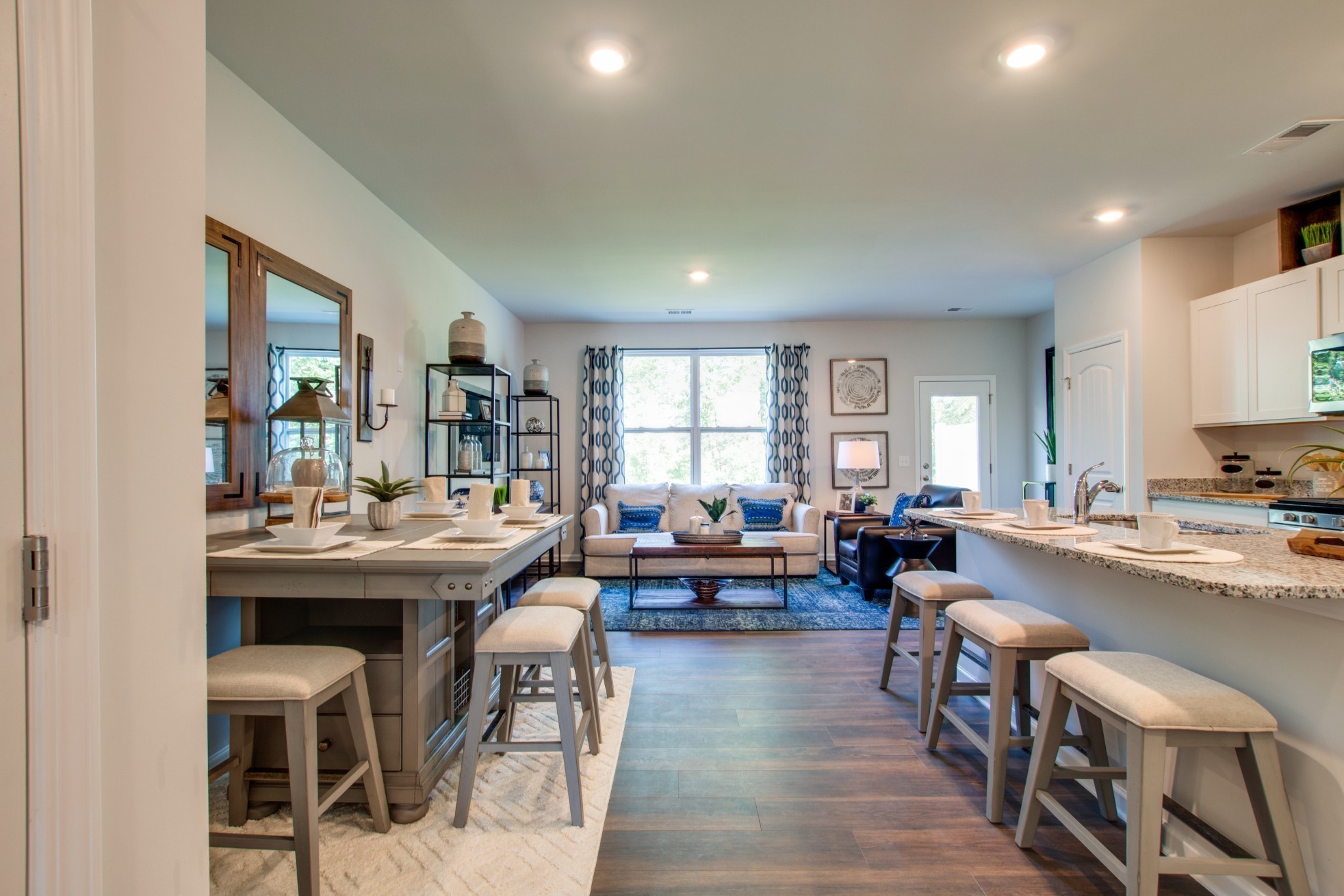 Image 7 of 14 For 8482 Las Palmas Way