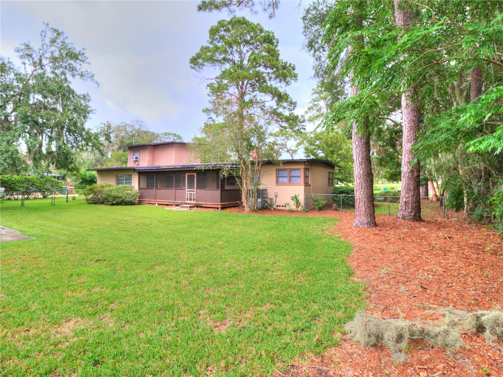 Image 54 of 58 For 1034 11th Street