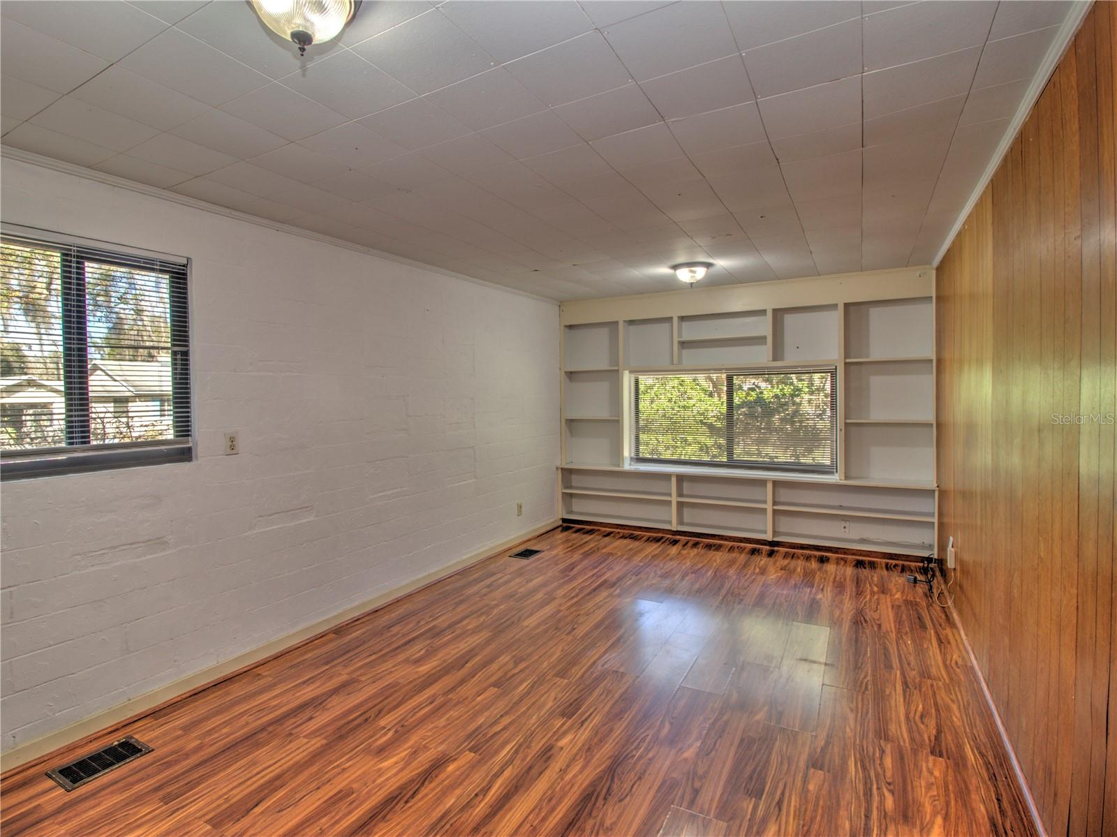 Image 41 of 52 For 1022 11th Avenue