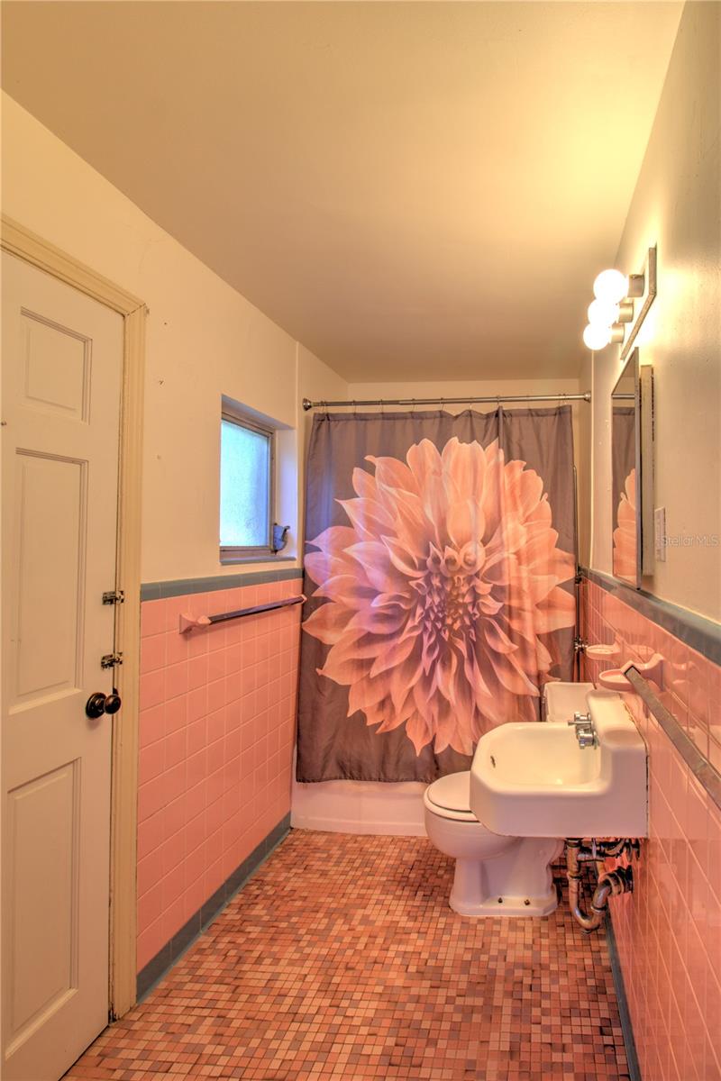Image 45 of 52 For 1022 11th Avenue
