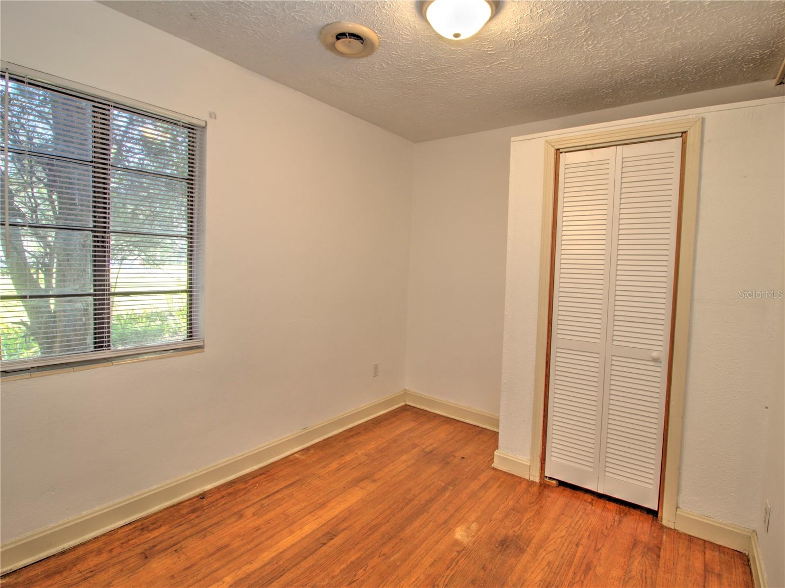 Image 47 of 52 For 1022 11th Avenue