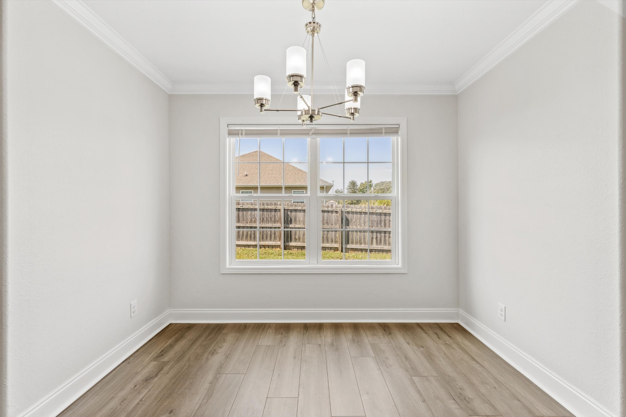 Image 14 of 19 For 409 Marion Oaks Drive