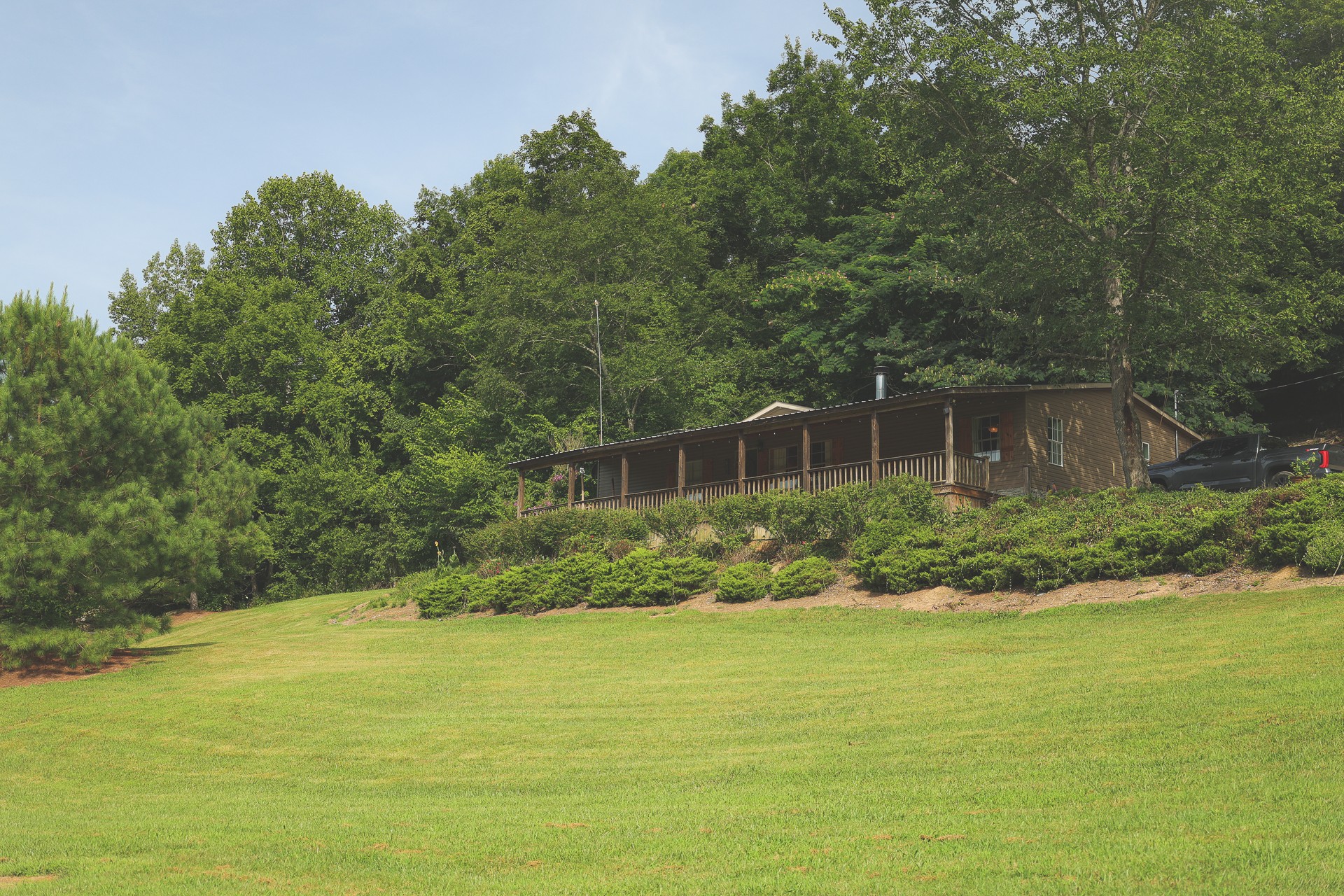 Details for 555 Lay Hollow Rd, Waynesboro, TN 38485