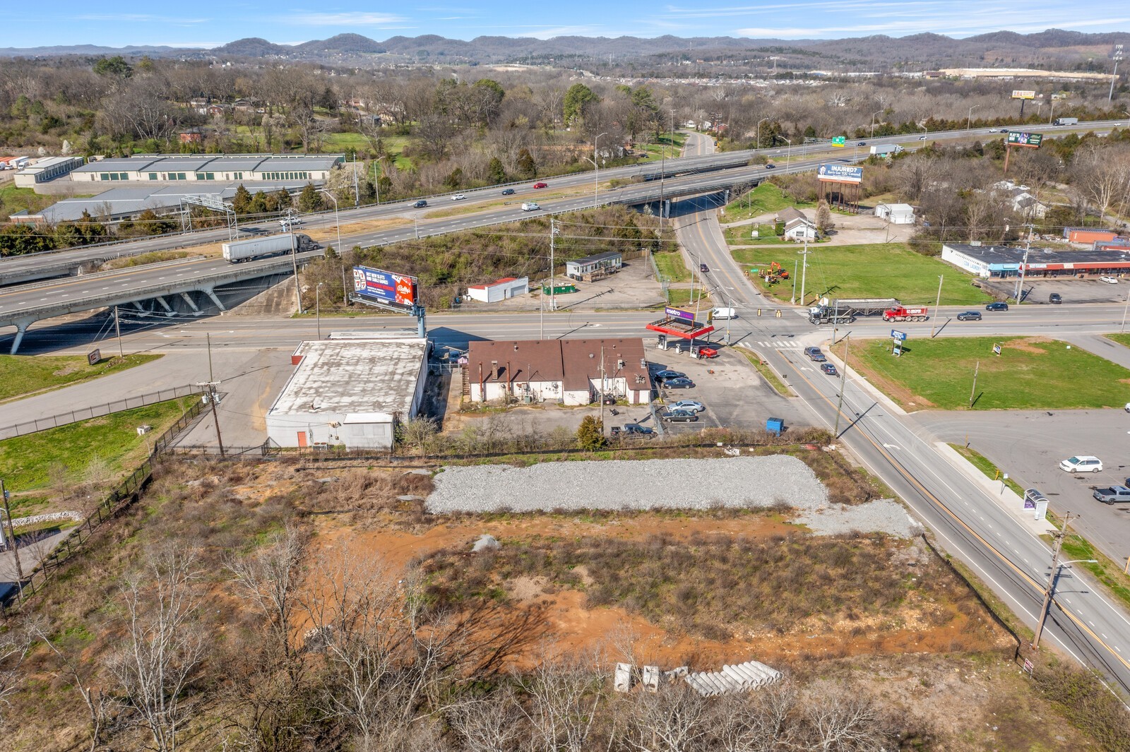 Listing photo id 19 for 206 Daisy Street