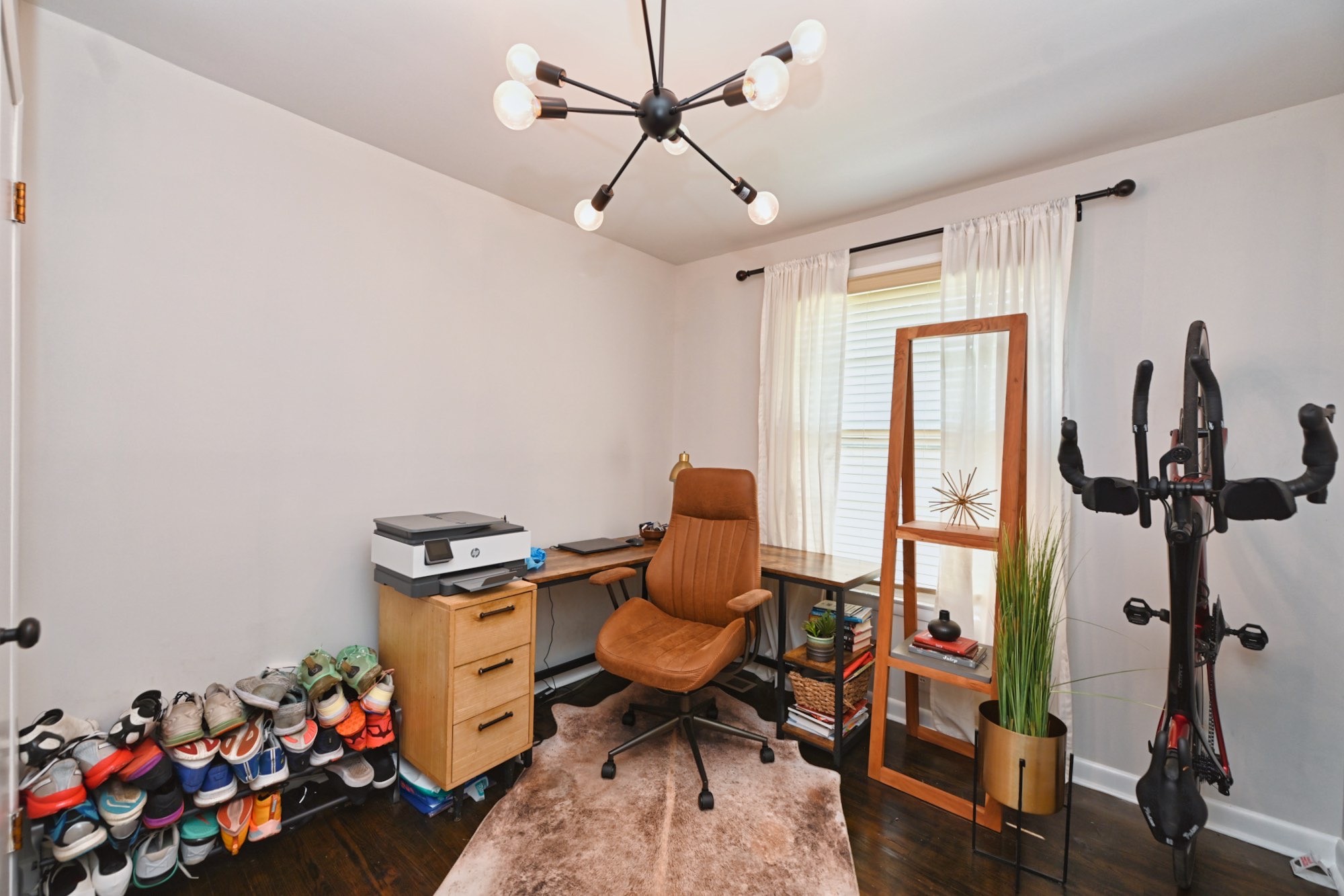 Image 17 of 25 For 4 Cyclamen Court