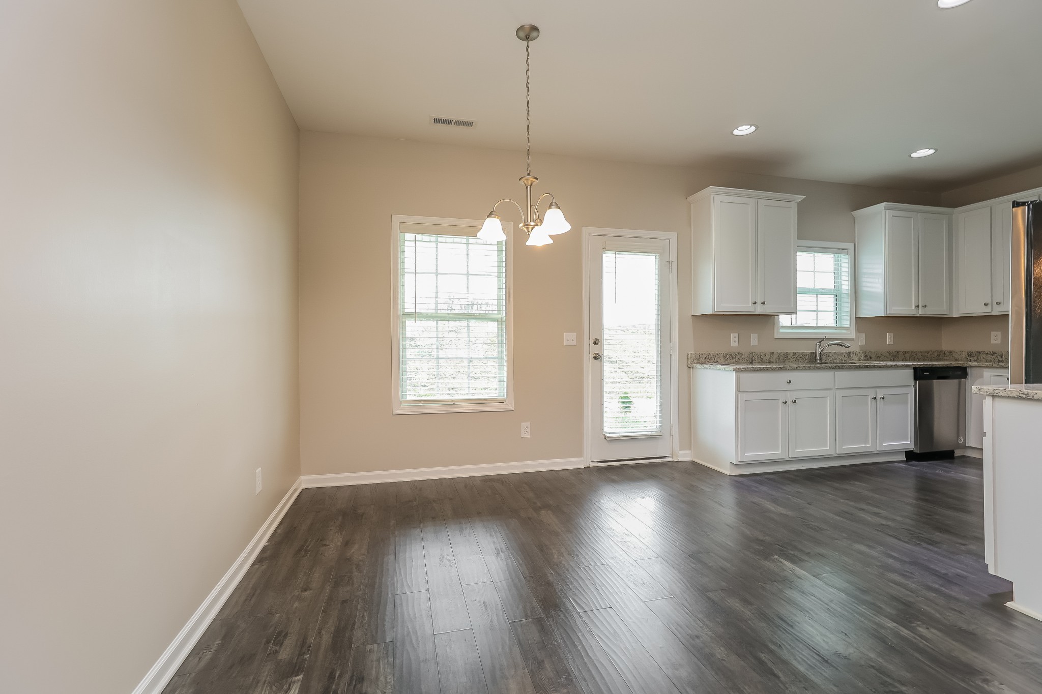 Image 6 of 10 For 17044 81st Charlesfort Avenue