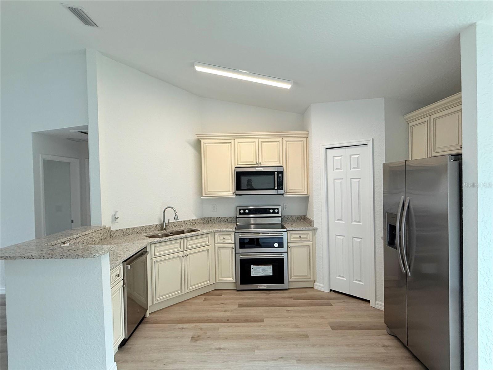 Image 4 of 15 For 1114 67th Street