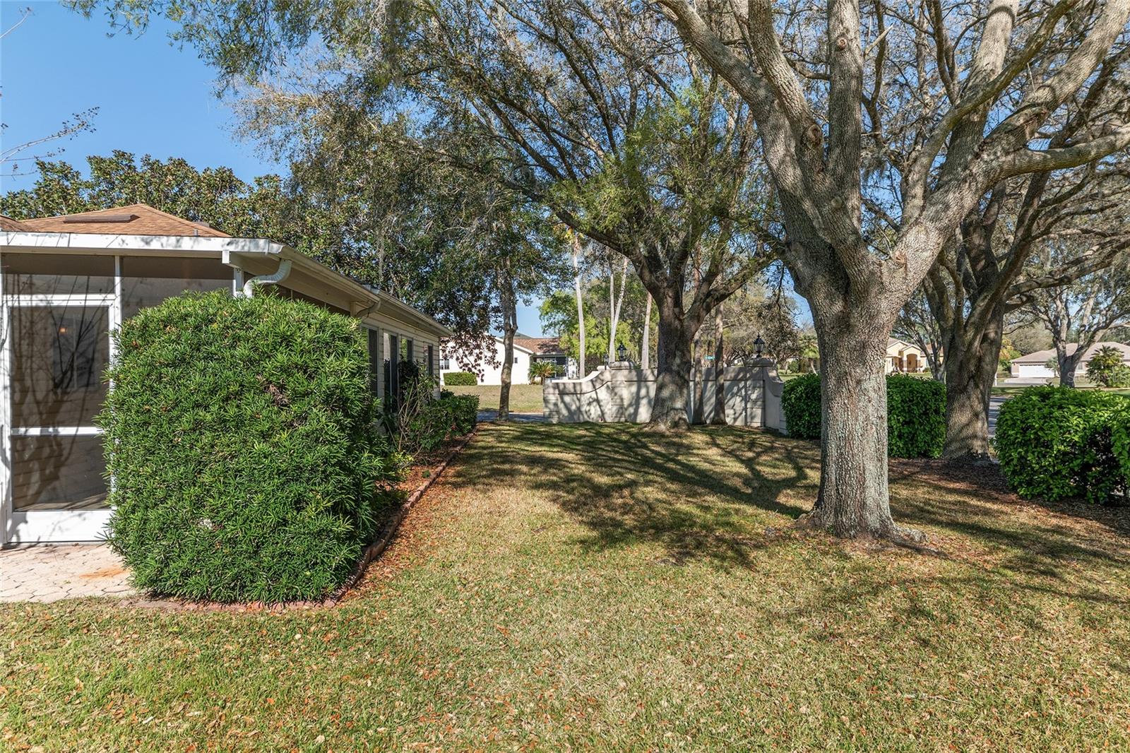 Image 11 of 54 For 8740 140th Place Road