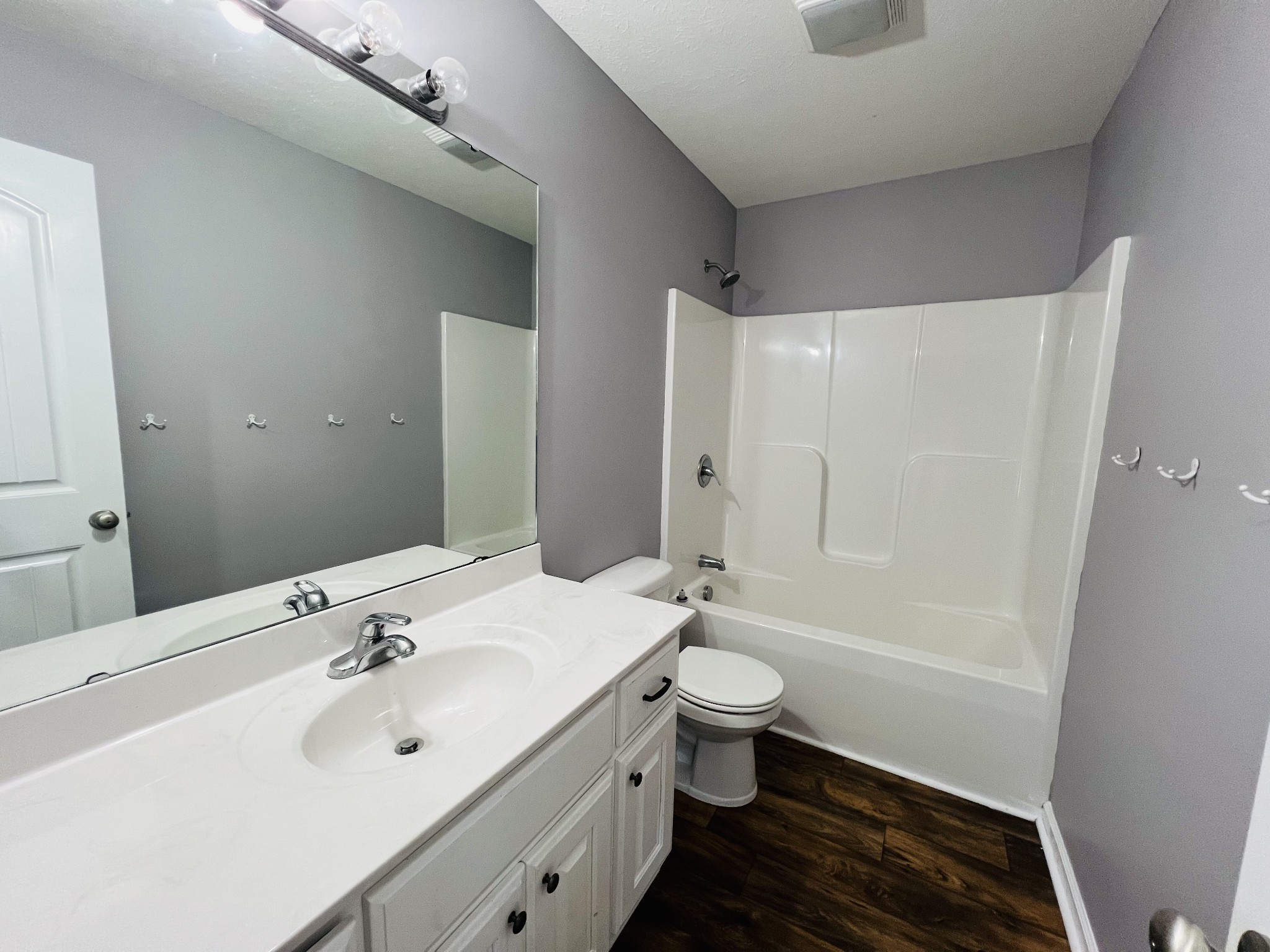 Image 17 of 50 For 11267 51st Avenue