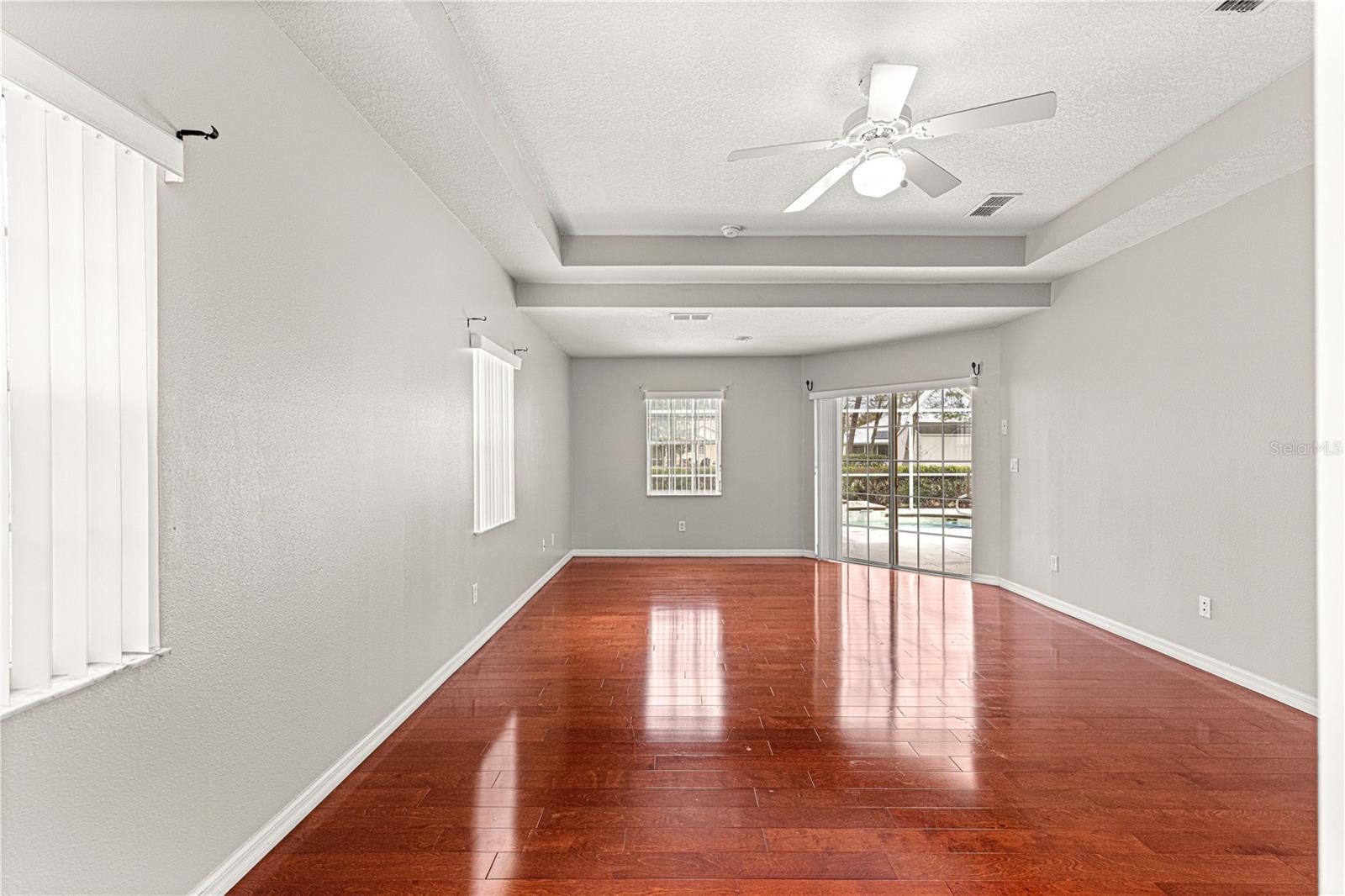Image 22 of 50 For 11267 51st Avenue