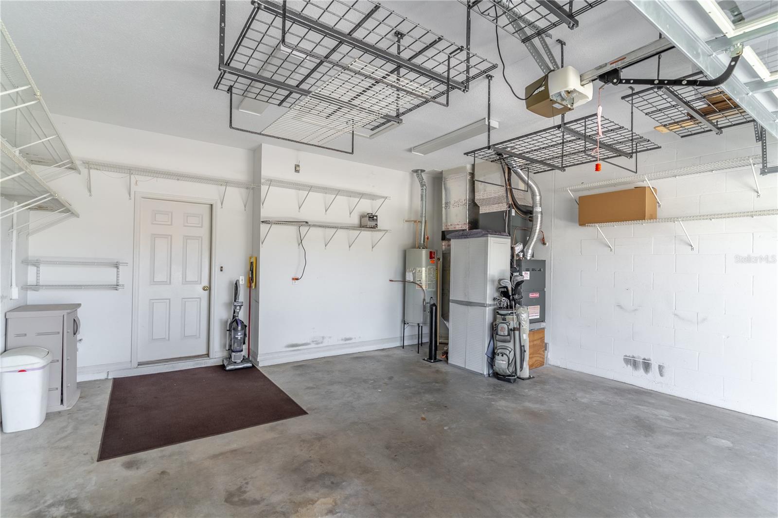 Image 42 of 49 For 9458 93rd Loop