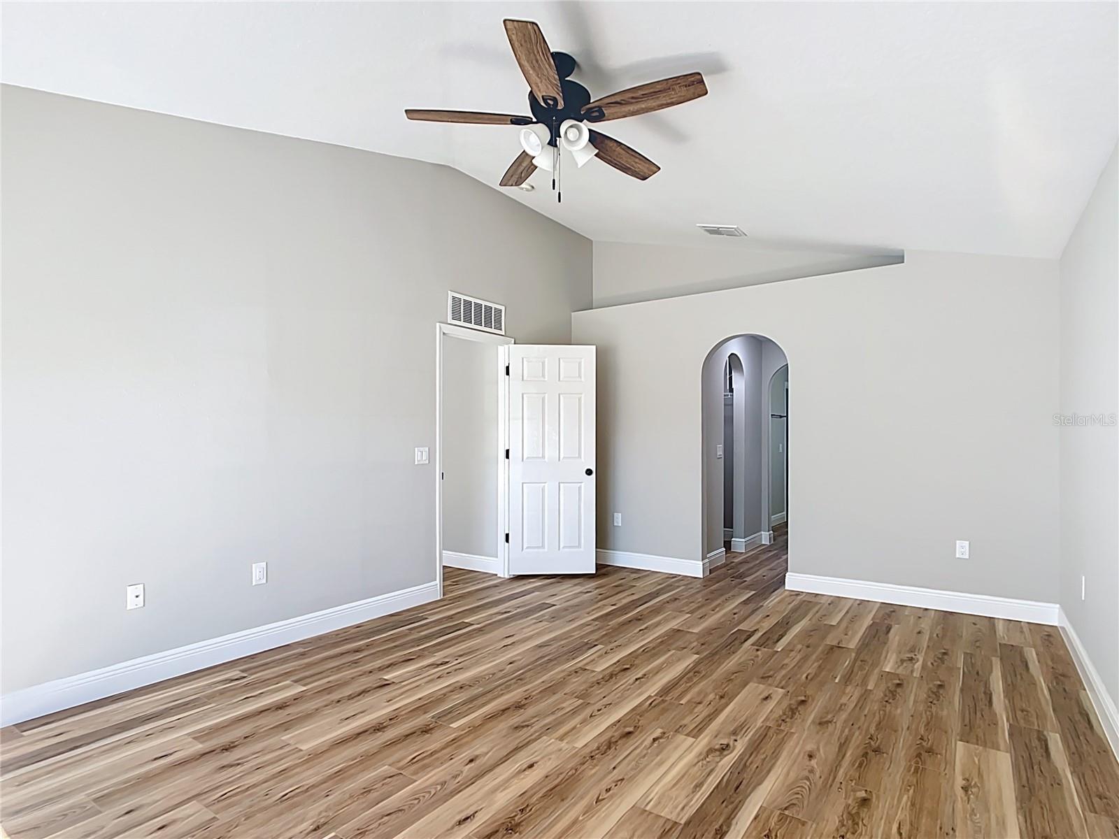 Image 23 of 61 For 4541 30th Street