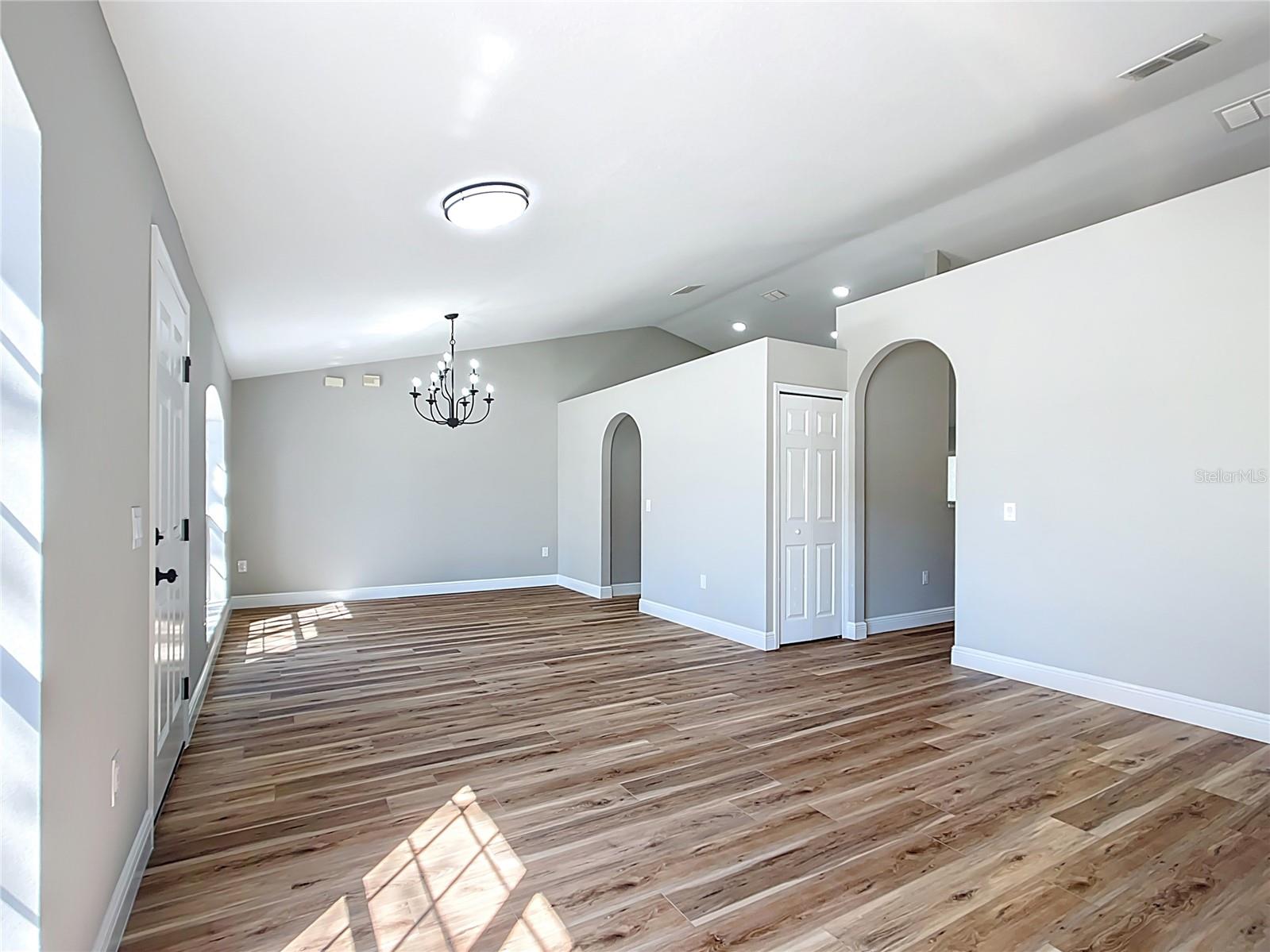 Image 9 of 61 For 4541 30th Street