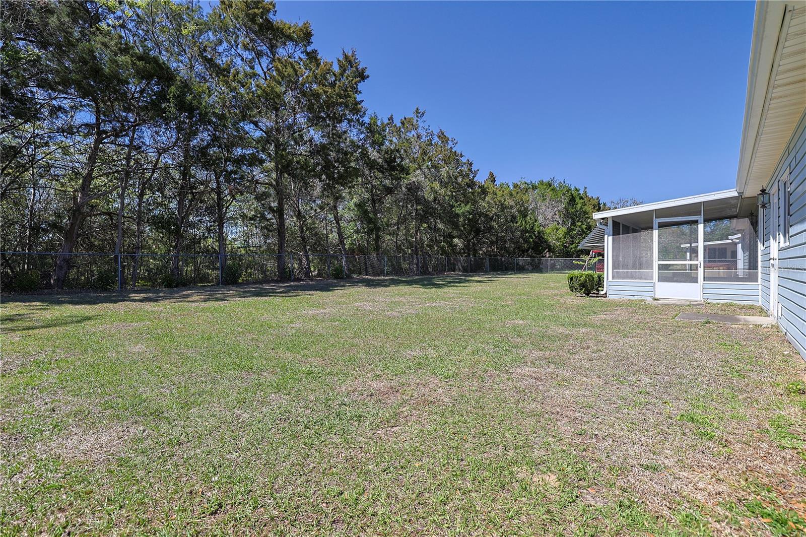 Image 6 of 32 For 10677 174th Loop
