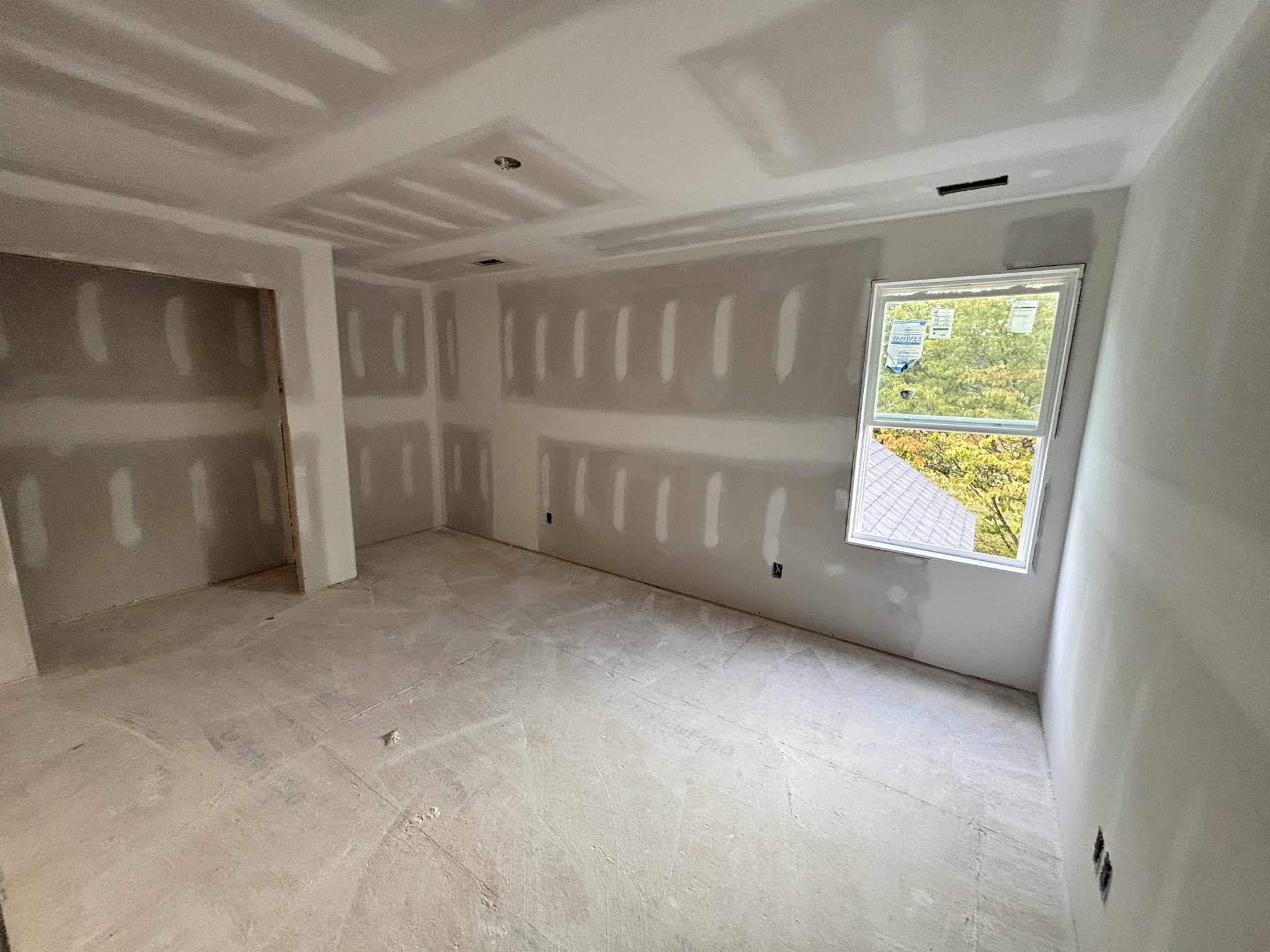 Image 10 of 22 For 24146 Foxglove Lane