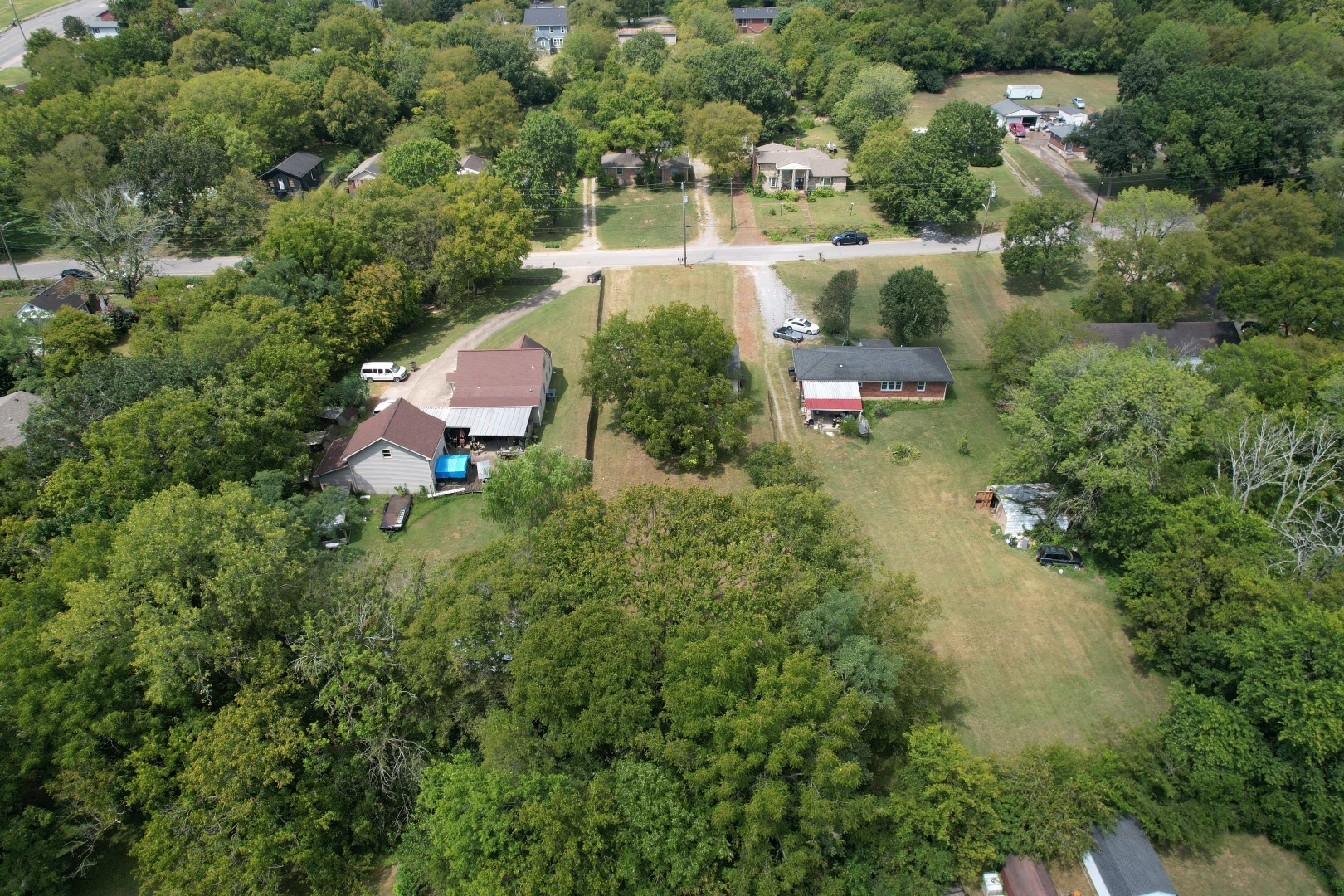 Listing photo id 2 for 1865 Se 3rd Court