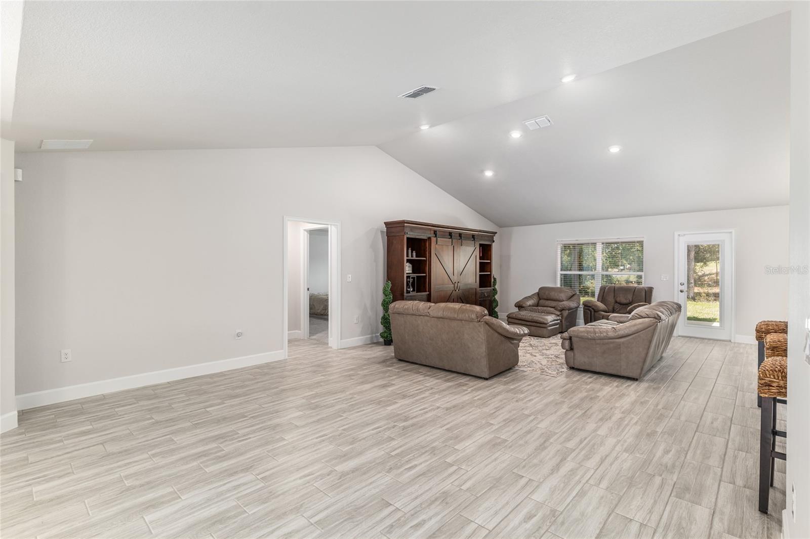 Image 12 of 68 For 7027 179th Court Road