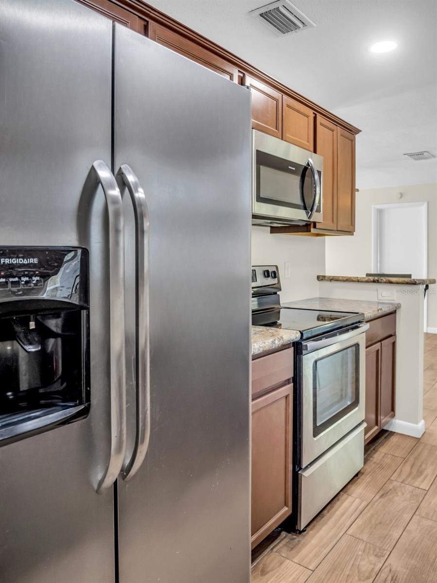 Listing photo id 12 for 10966 Trigger Terrace