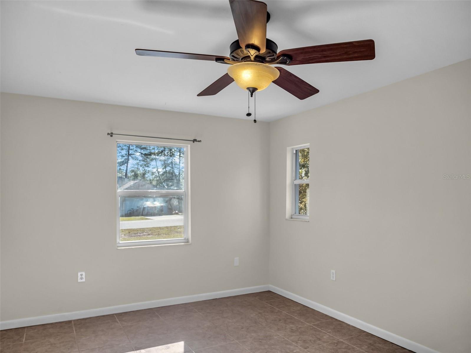 Listing photo id 18 for 10966 Trigger Terrace