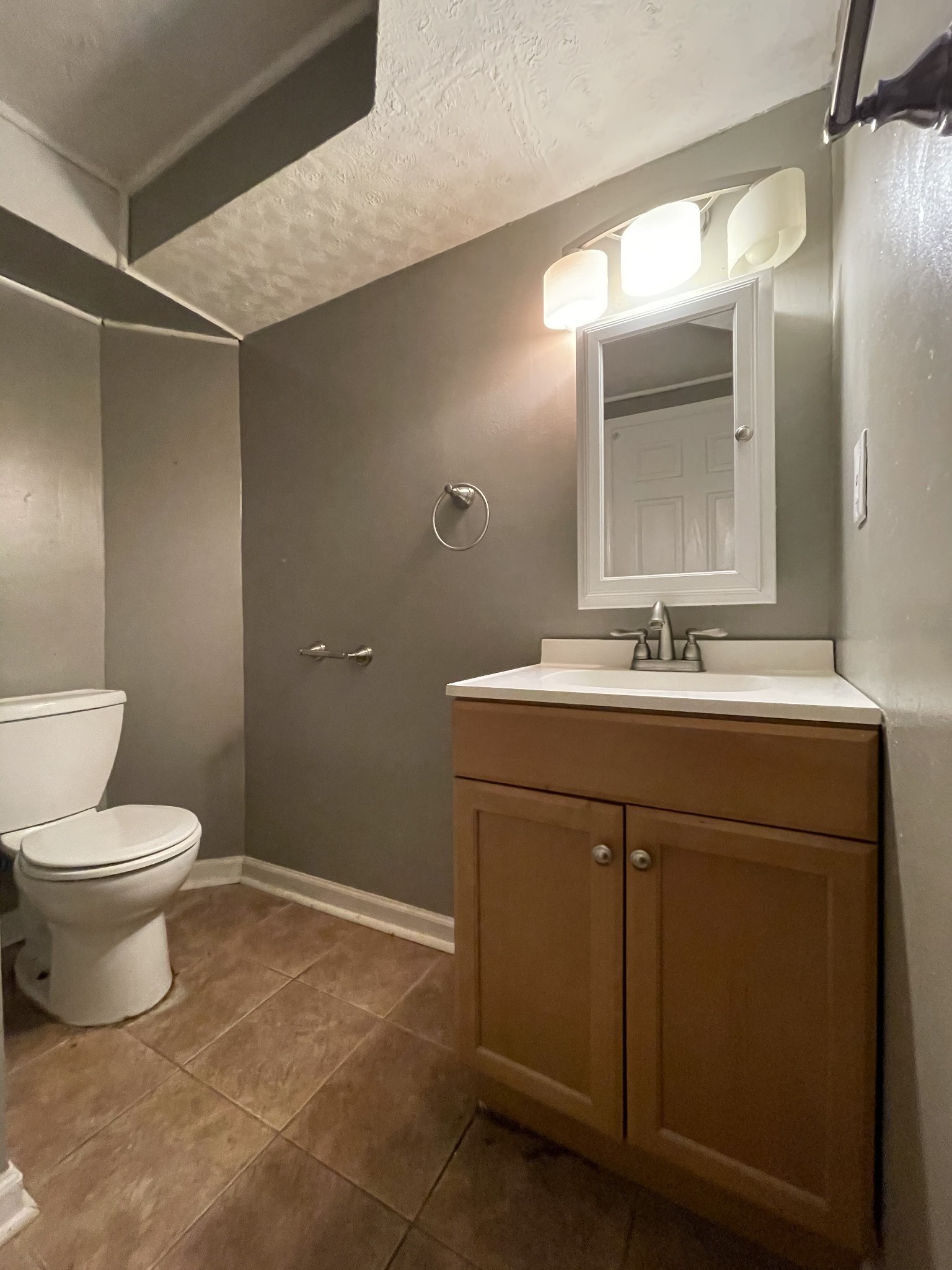 Image 13 of 35 For 1020 30th Avenue 107