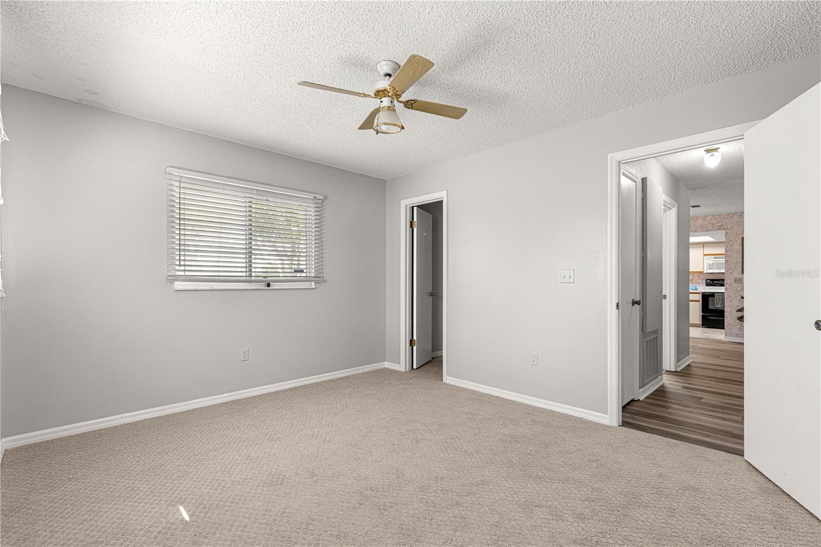 Image 13 of 37 For 10740 62nd Avenue Road