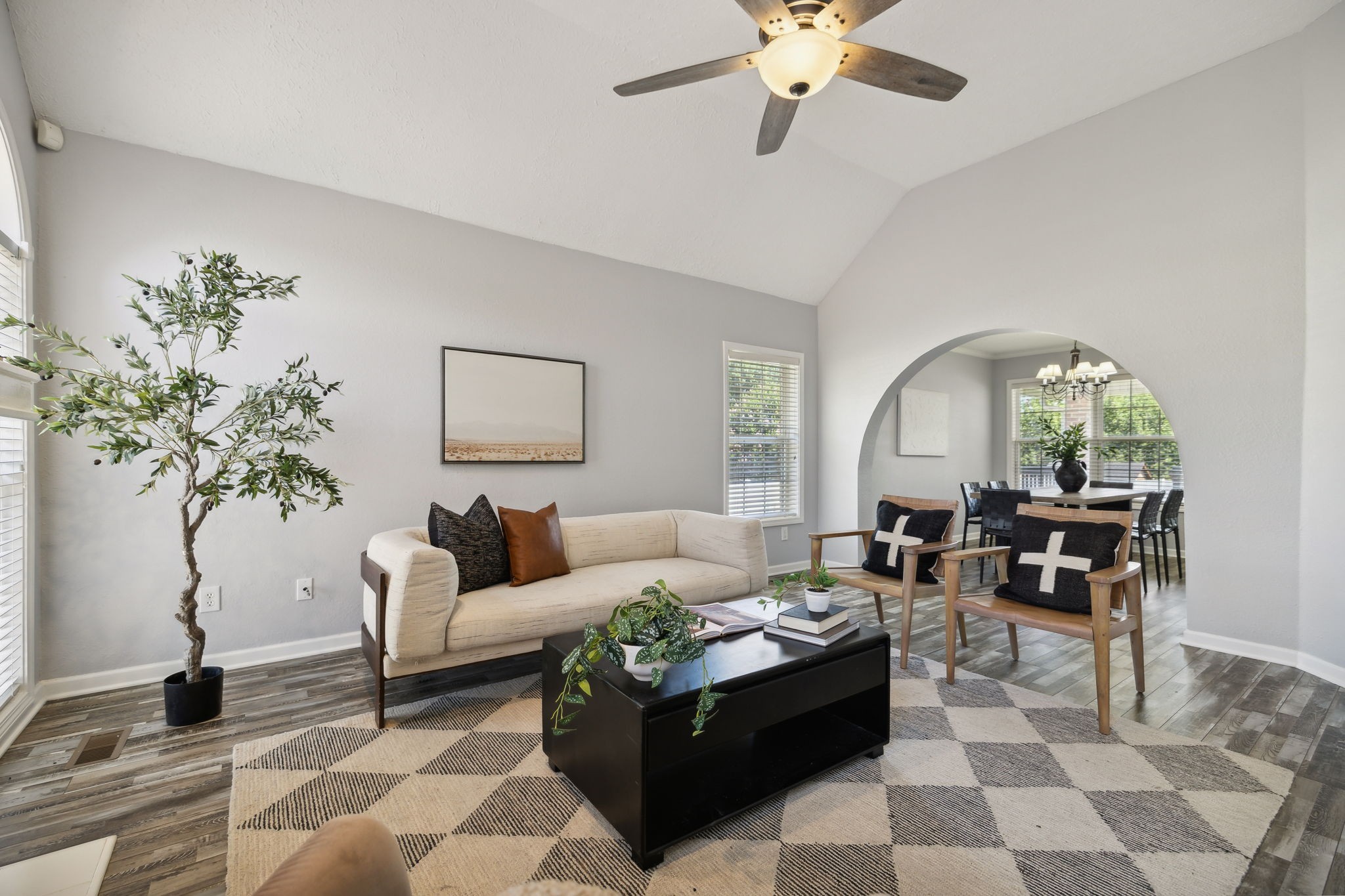 Image 11 of 37 For 8968 98th Avenue