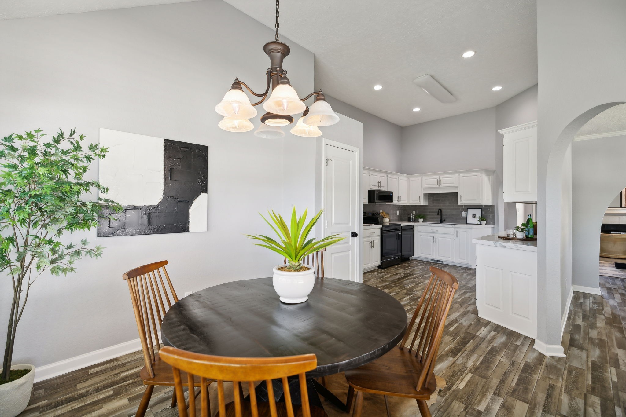 Image 21 of 37 For 8968 98th Avenue
