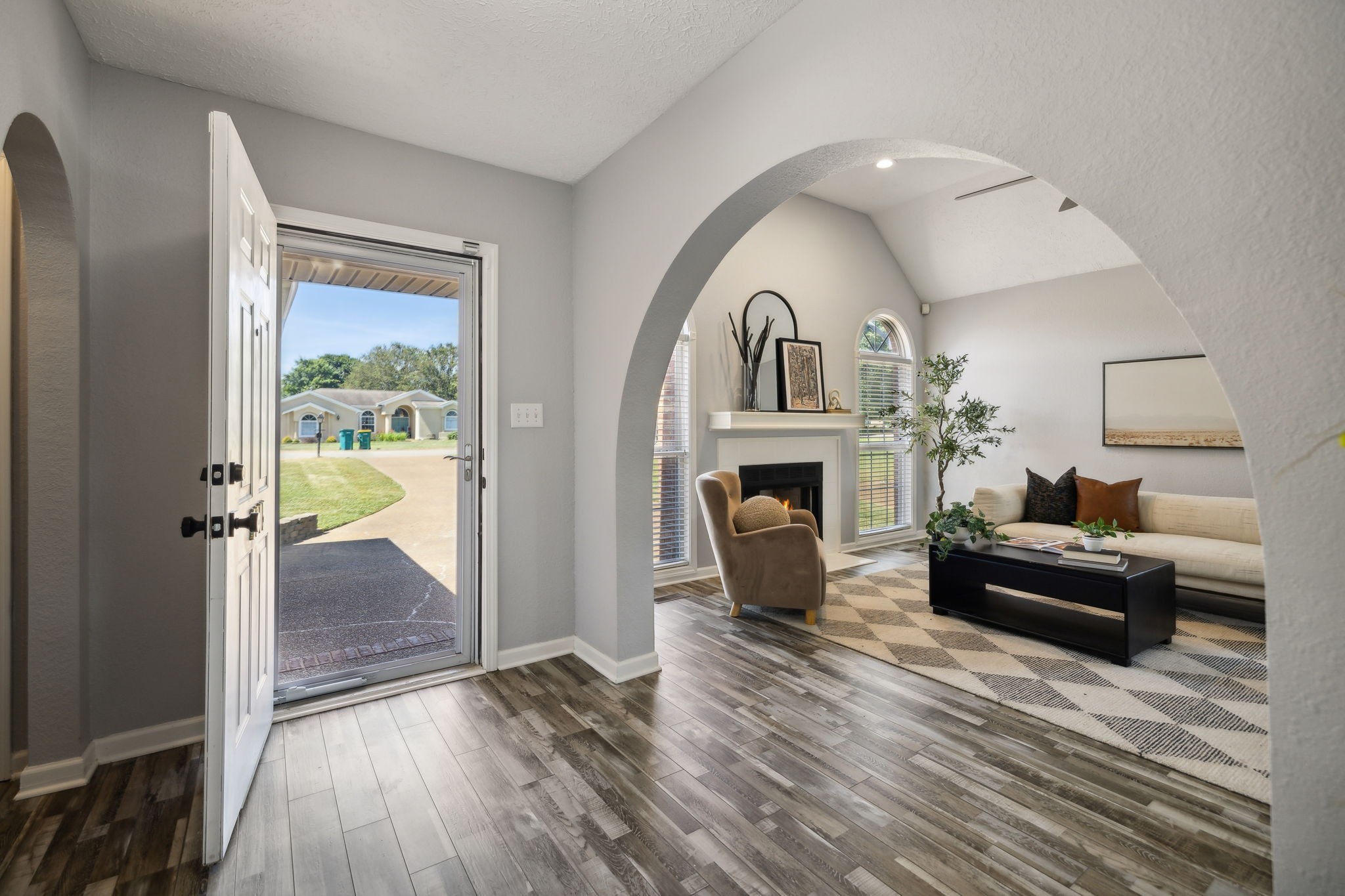Image 7 of 37 For 8968 98th Avenue