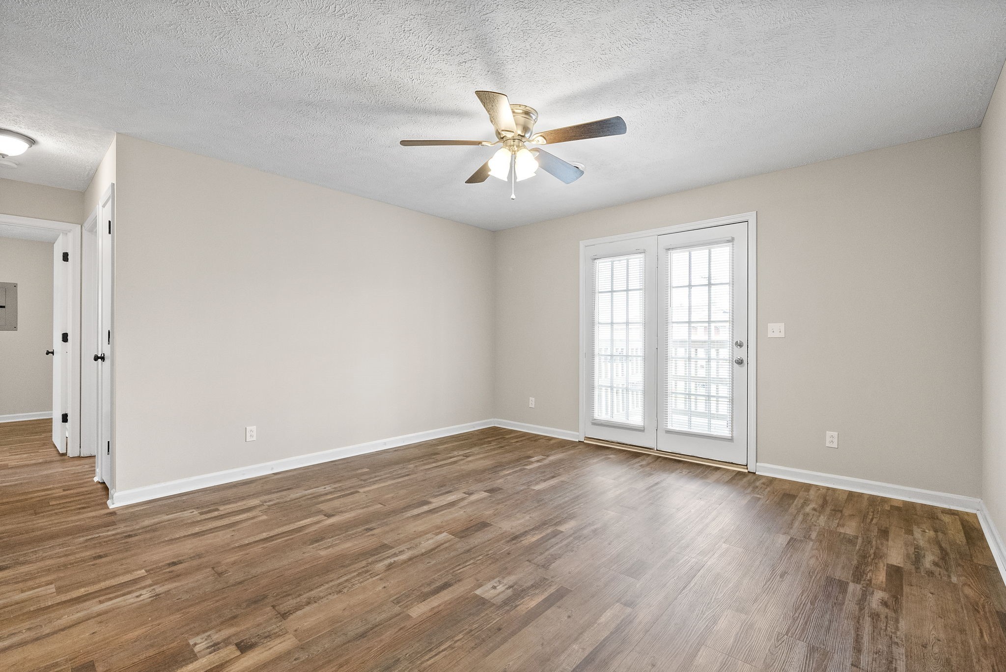 Image 4 of 75 For 7665 96th Avenue Road