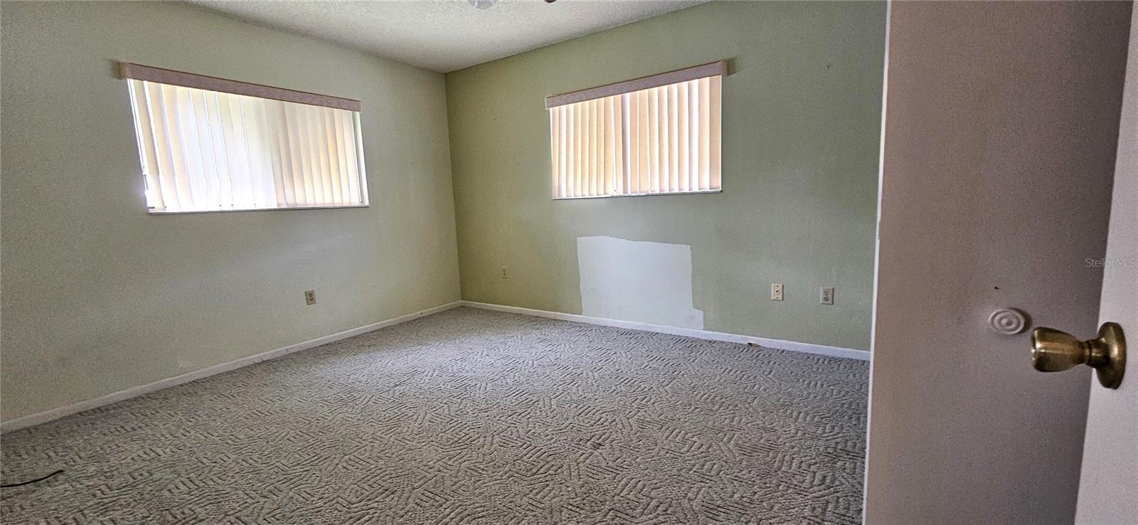 Image 19 of 26 For 8449 106th Place