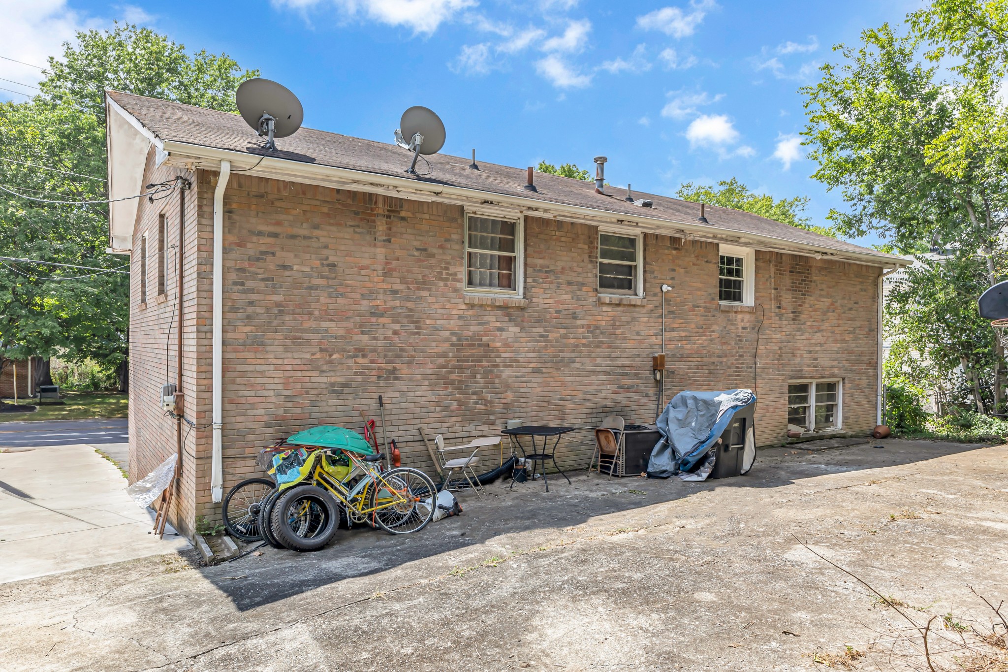Image 5 of 26 For 8449 106th Place