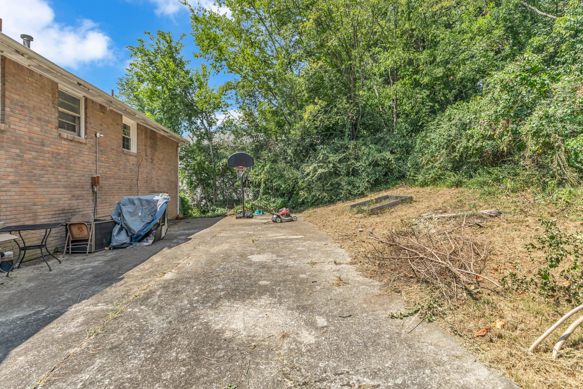 Image 6 of 26 For 8449 106th Place