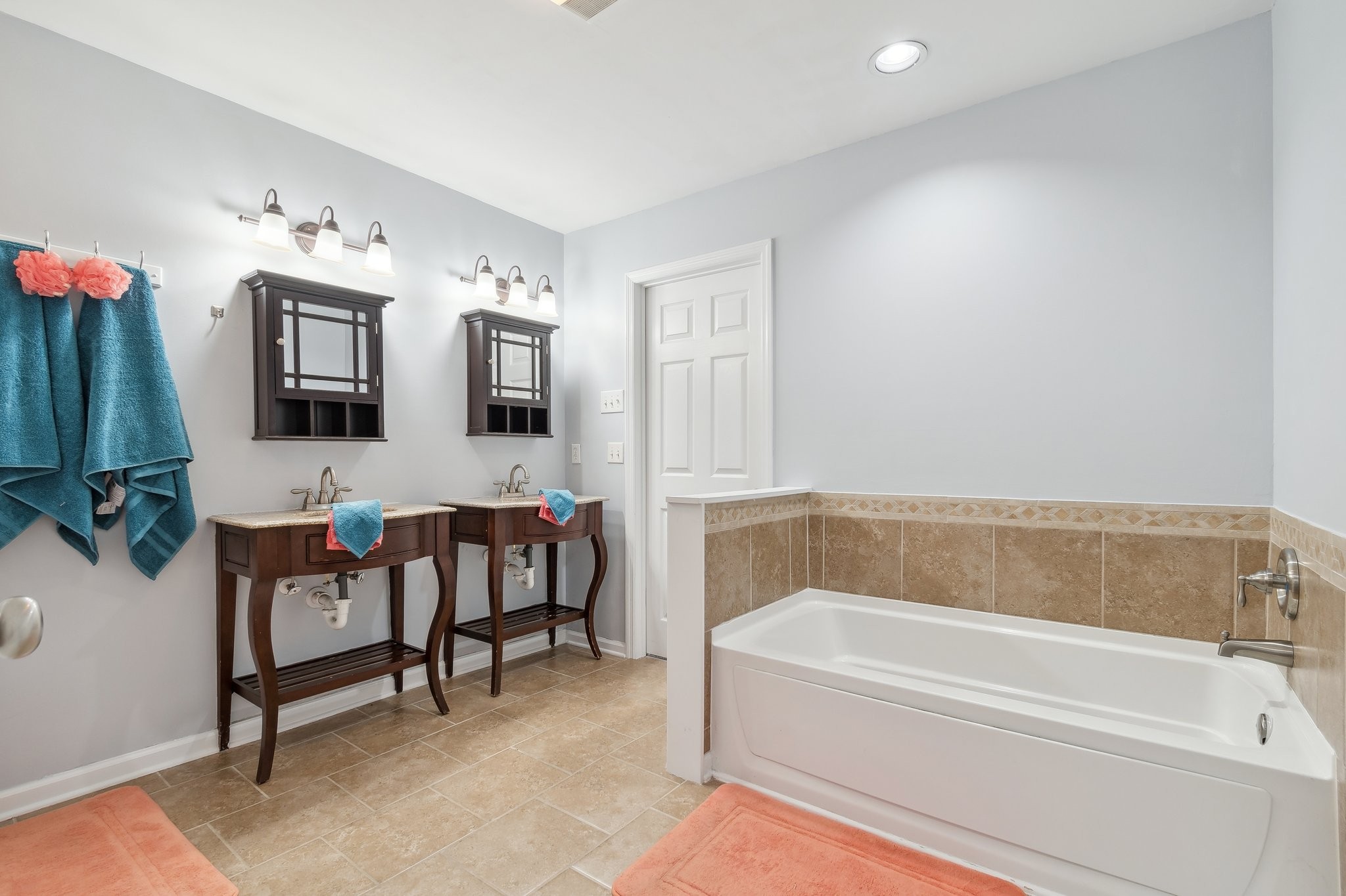 Image 3 of 15 For 3342 Crandon Drive