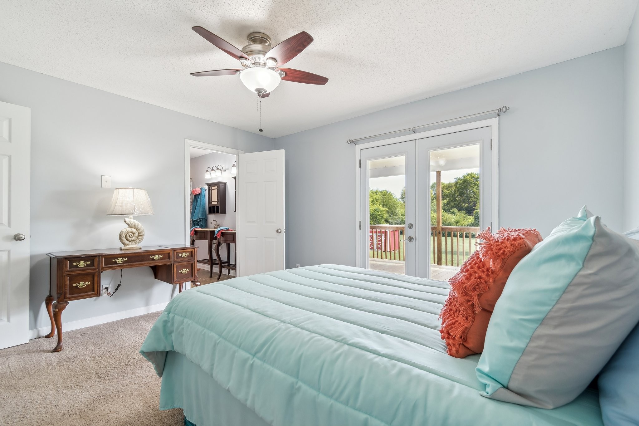 Image 4 of 15 For 3342 Crandon Drive