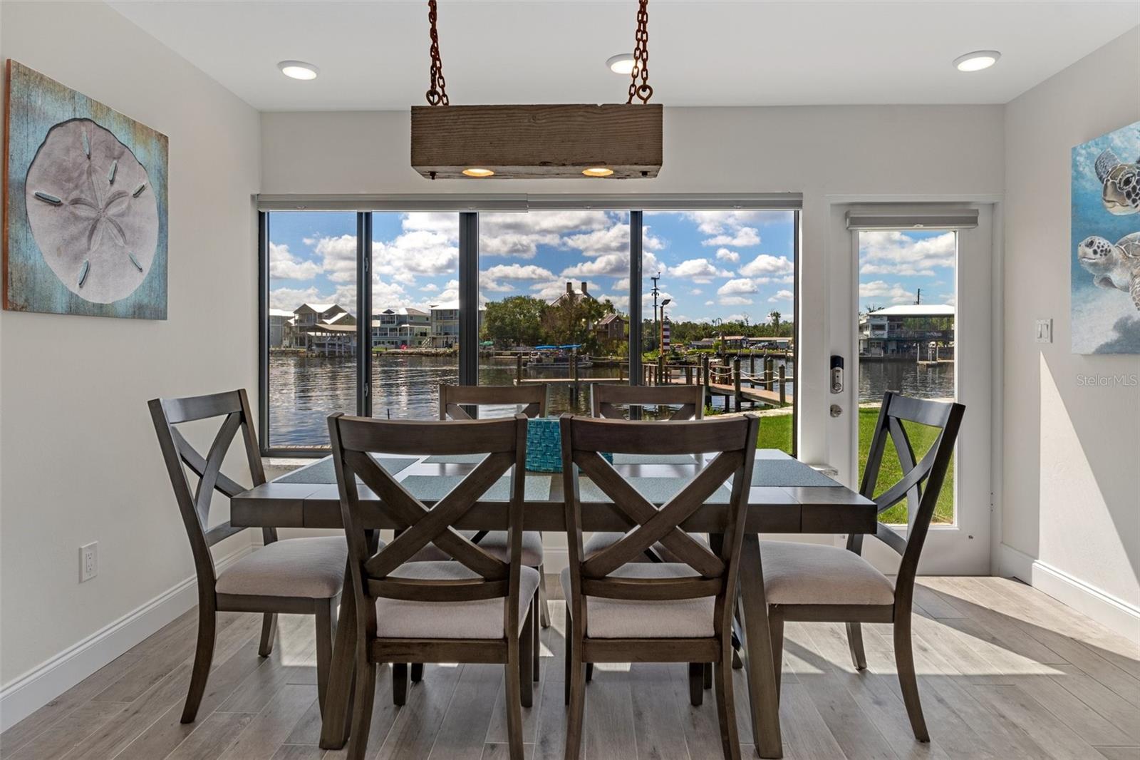 Image 14 of 33 For 5215 Swiftwater Way 3