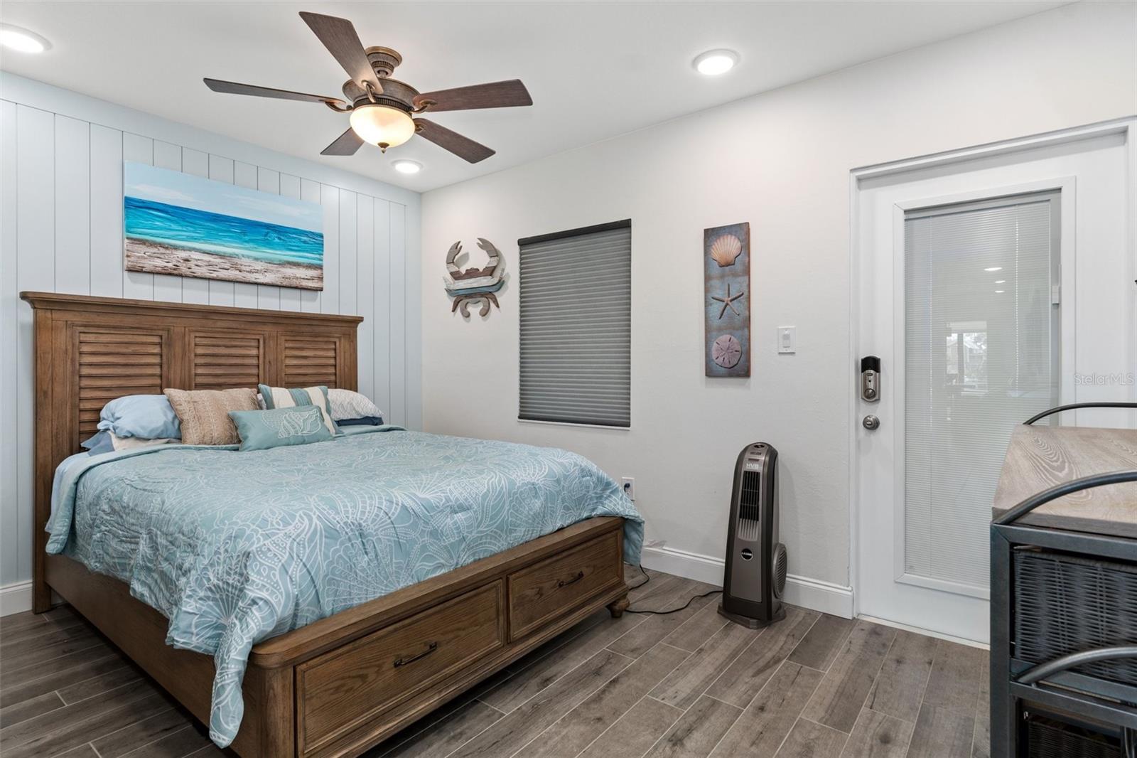 Image 18 of 33 For 5215 Swiftwater Way 3