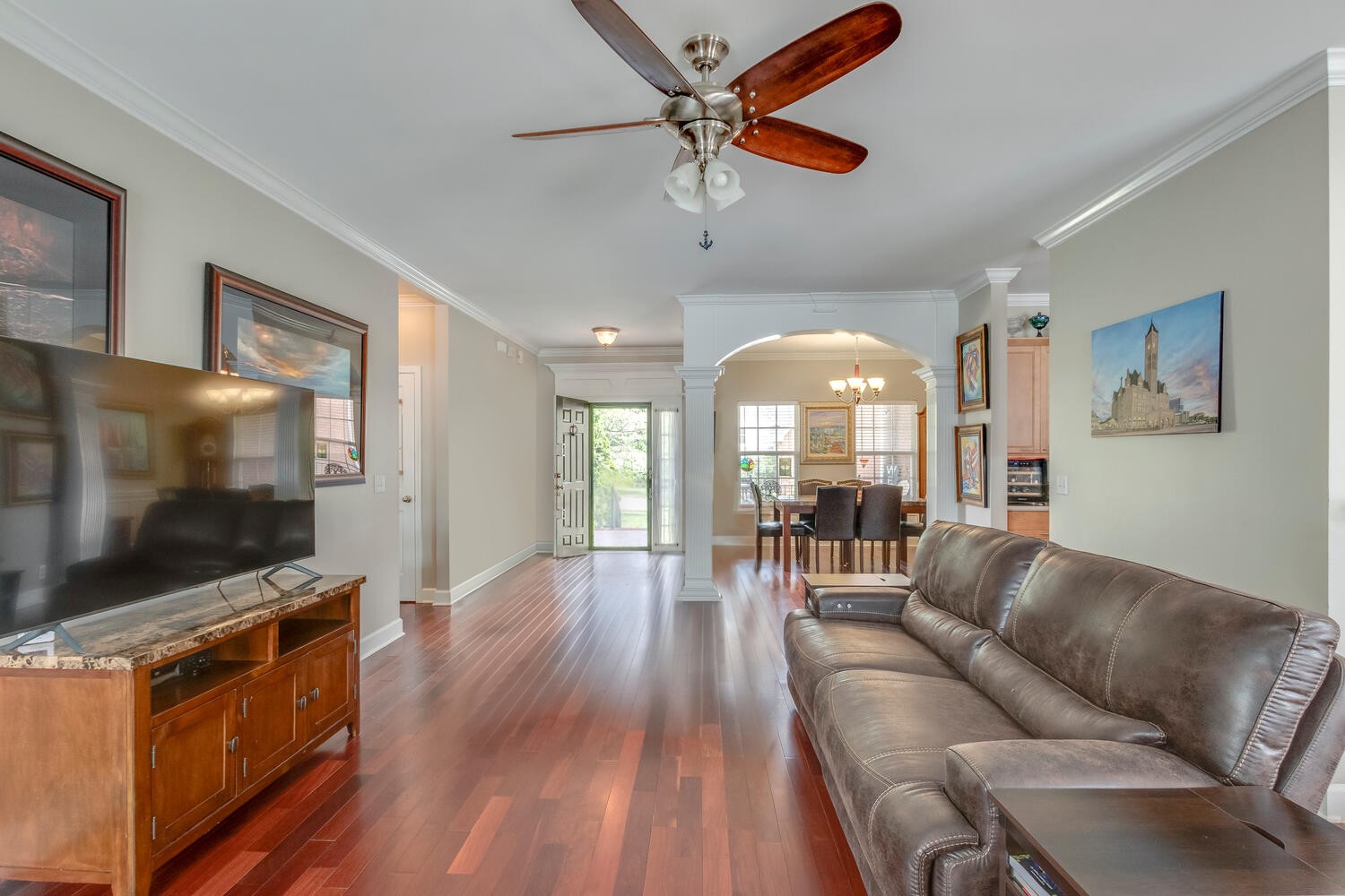 Image 5 of 42 For 8393 110th Street