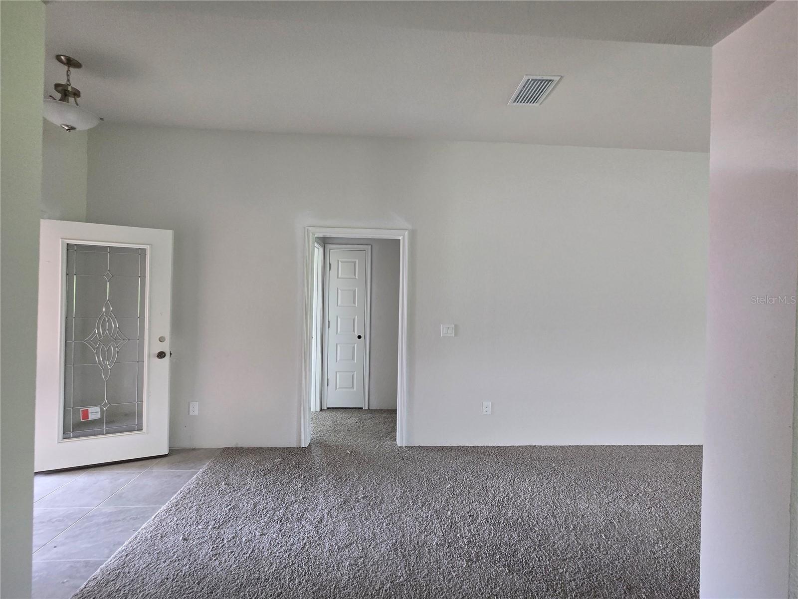 Image 16 of 39 For 310 Rexford Drive