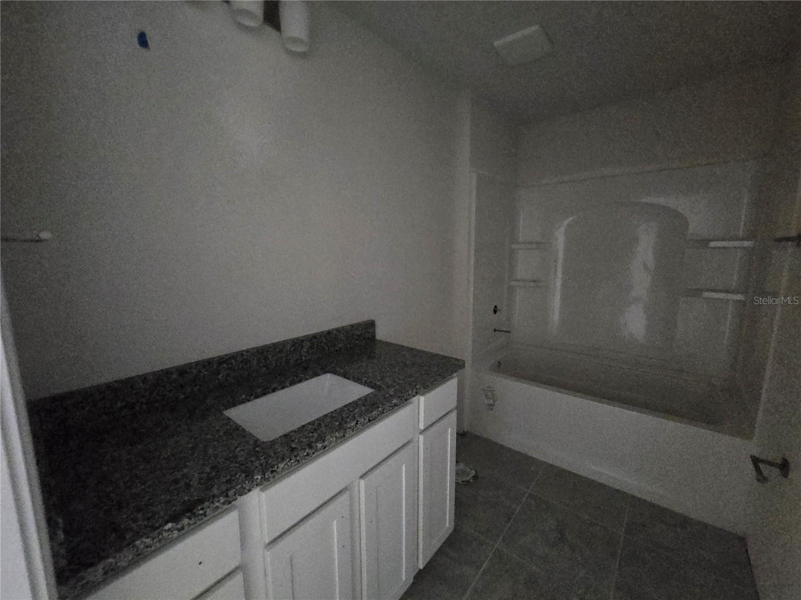 Image 20 of 39 For 310 Rexford Drive