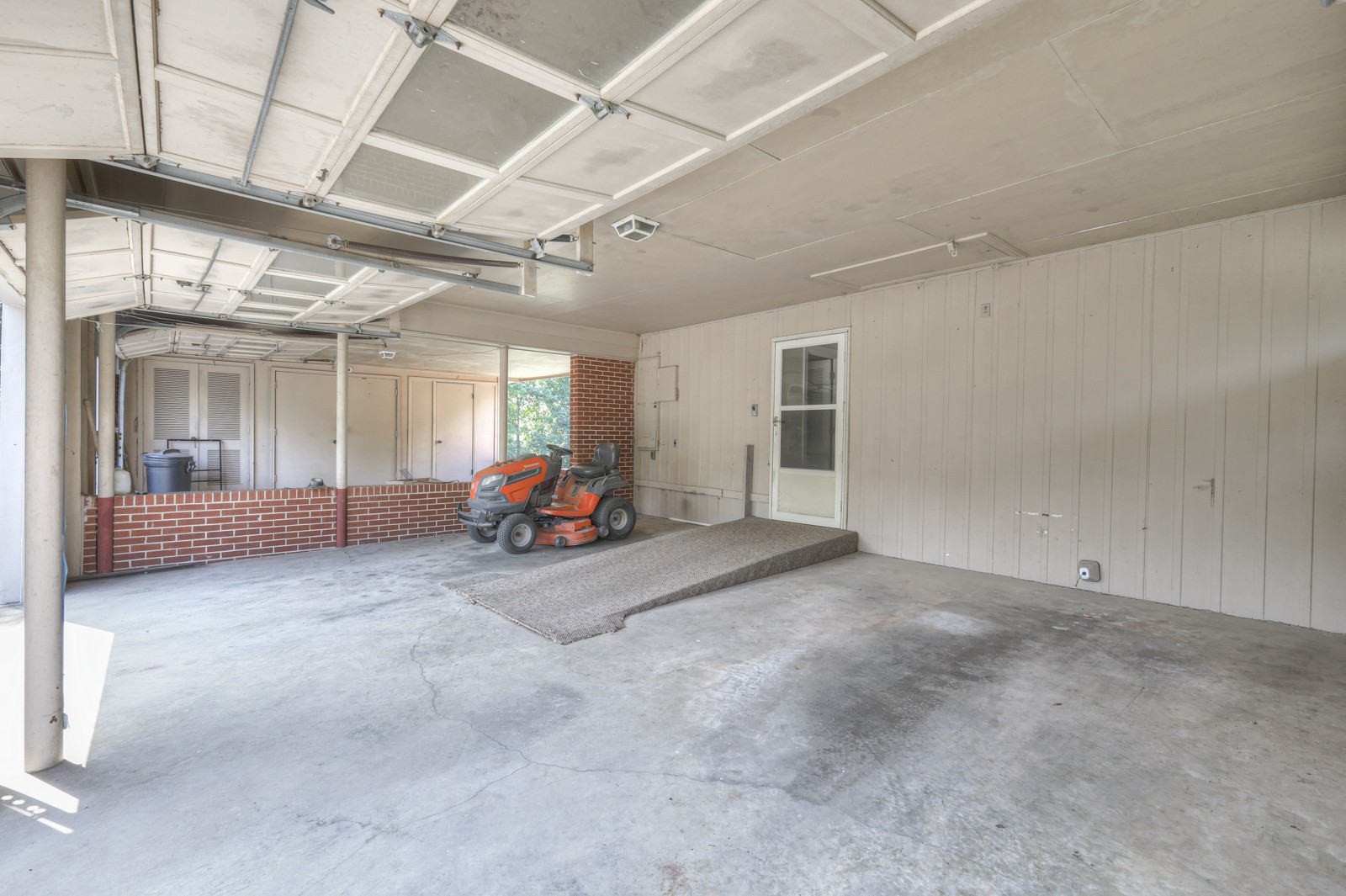 Image 30 of 35 For 9300 161st Street