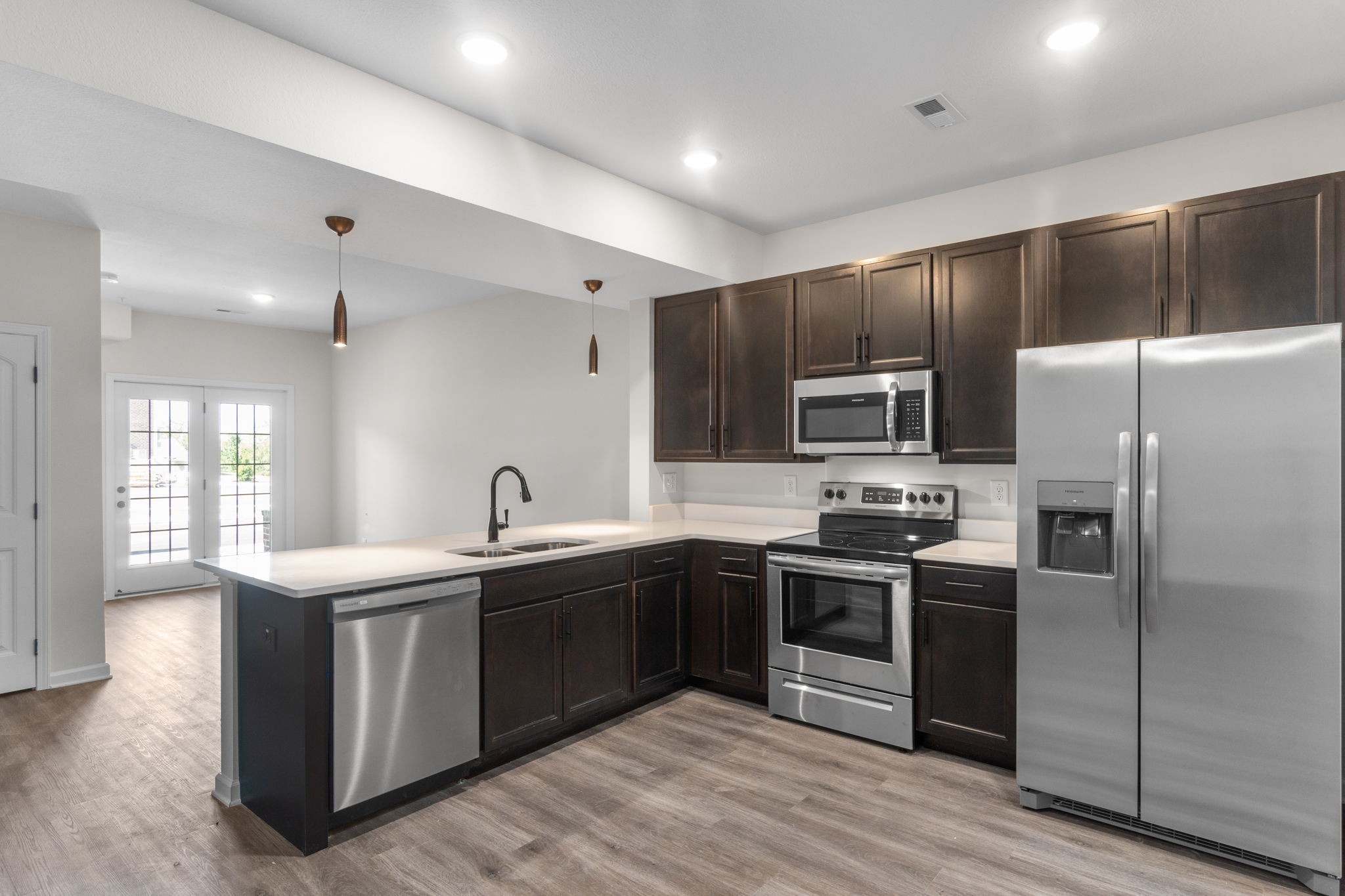 Image 4 of 21 For 8386 136th Pl