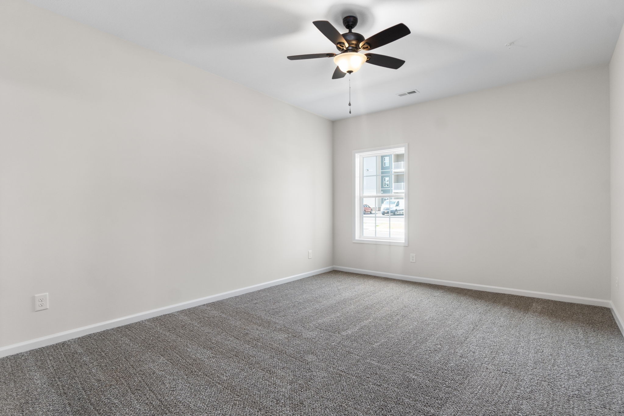 Image 8 of 21 For 8386 136th Pl