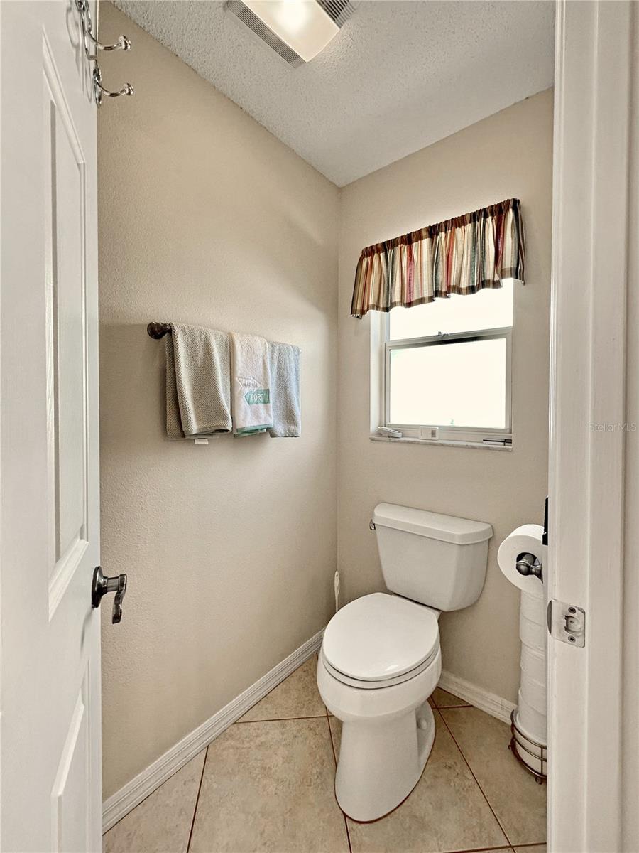 Image 20 of 42 For 867 Castleberry Circle