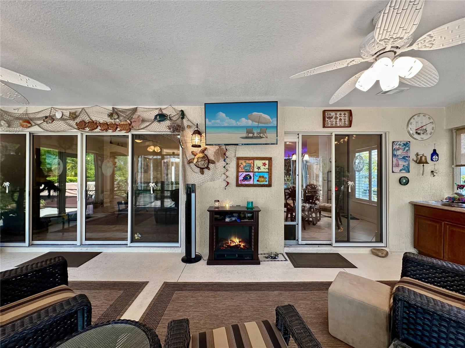 Image 31 of 42 For 867 Castleberry Circle