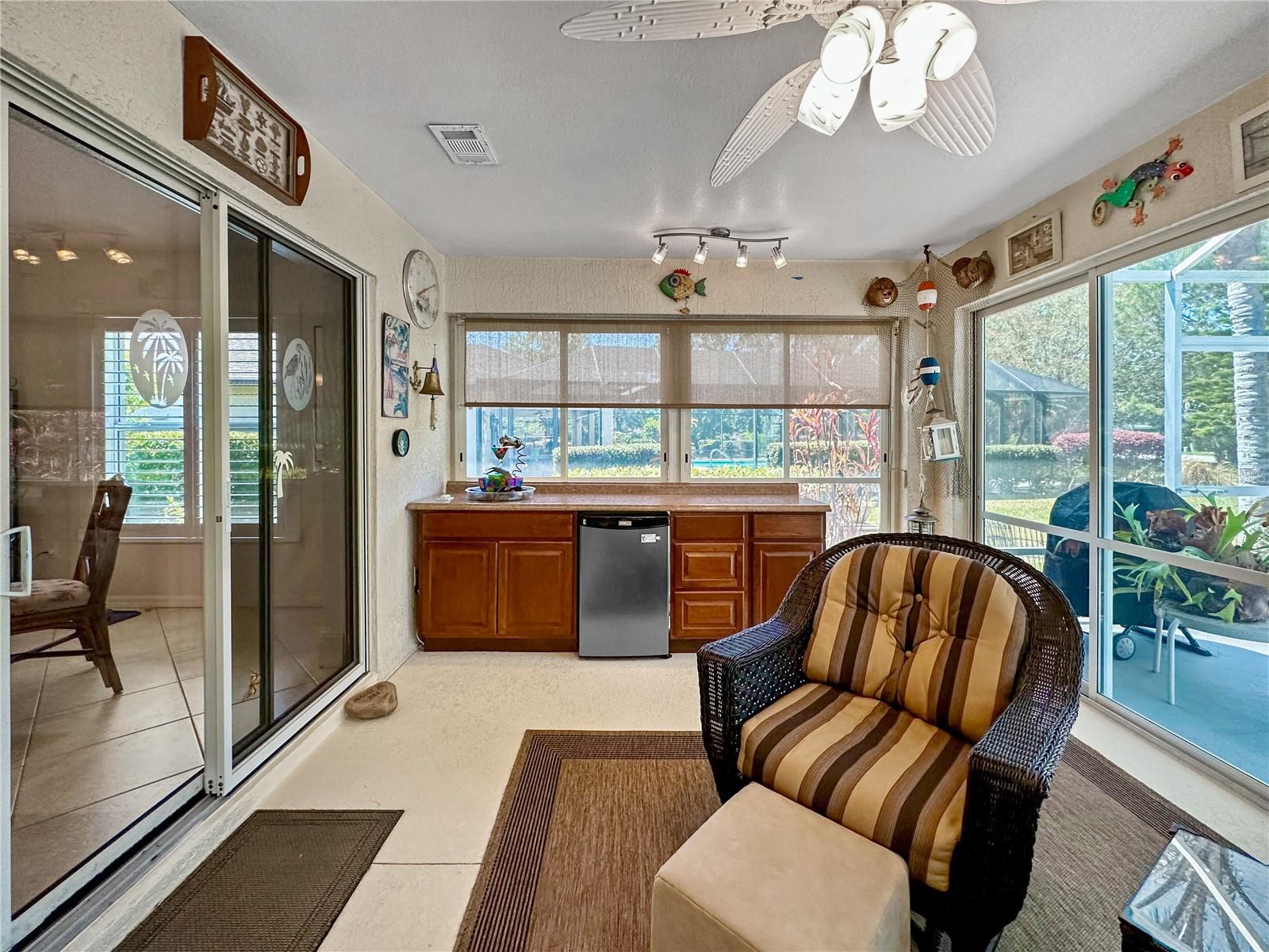 Image 32 of 42 For 867 Castleberry Circle
