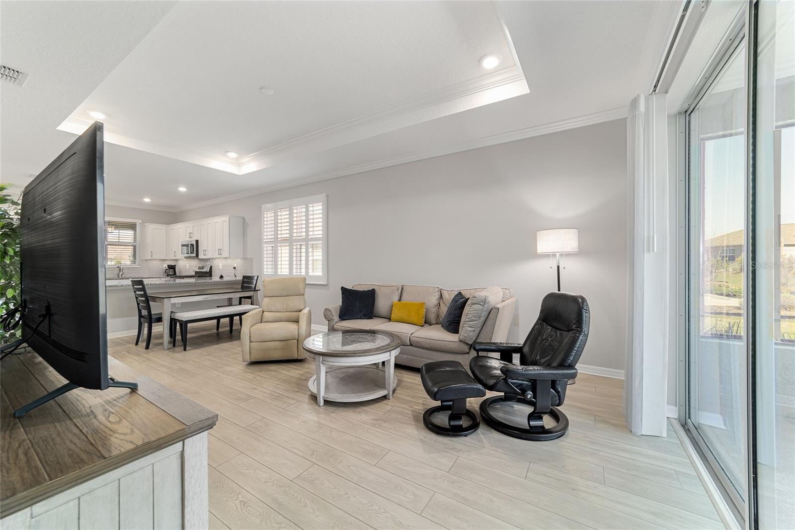 Image 11 of 44 For 9313 102nd Terrace Road
