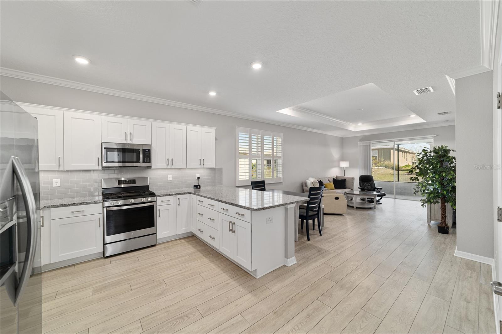 Image 21 of 44 For 9313 102nd Terrace Road